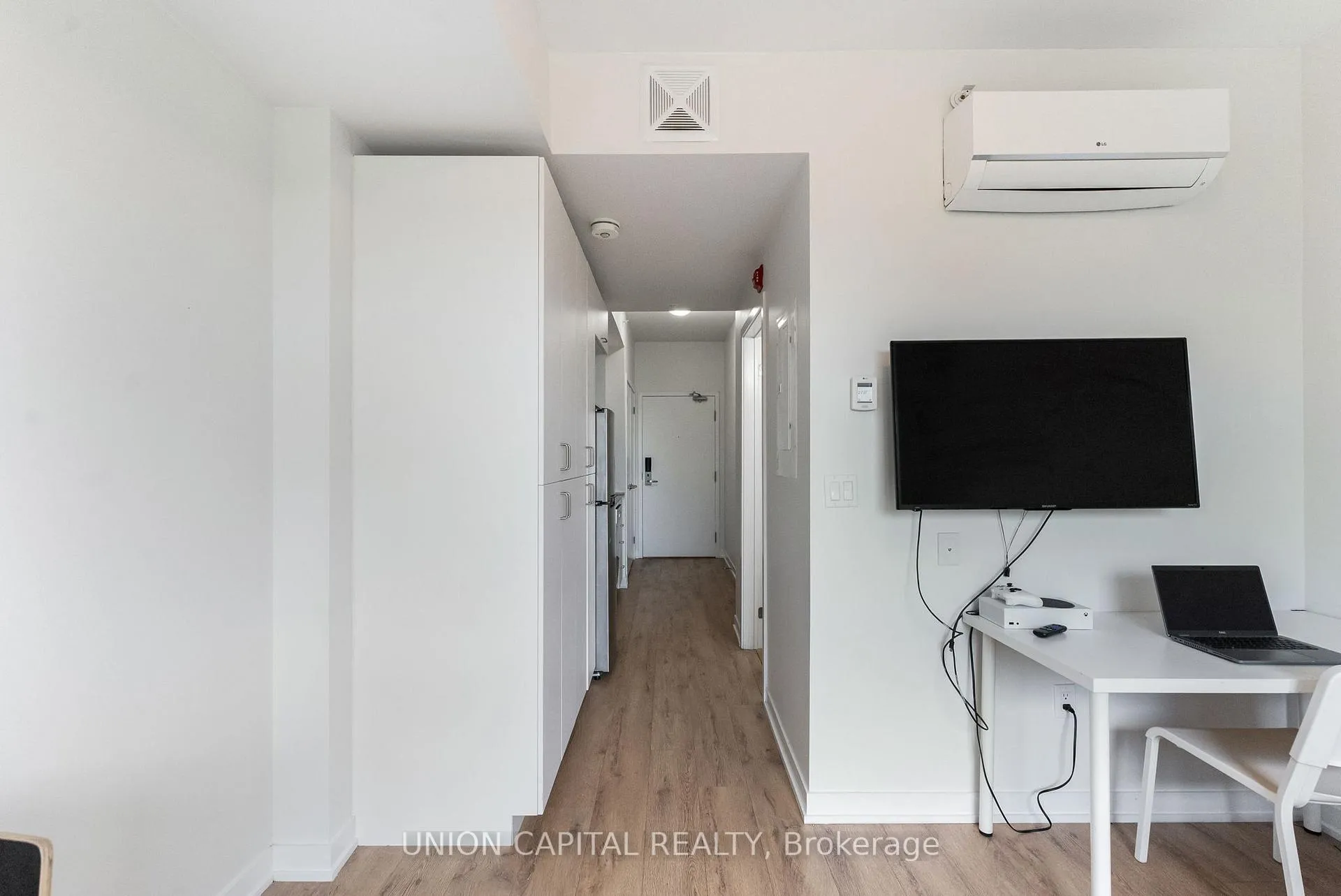Photo 13 of Unit 301, 1800 Simcoe Street, Oshawa, Samac — HOMEH
