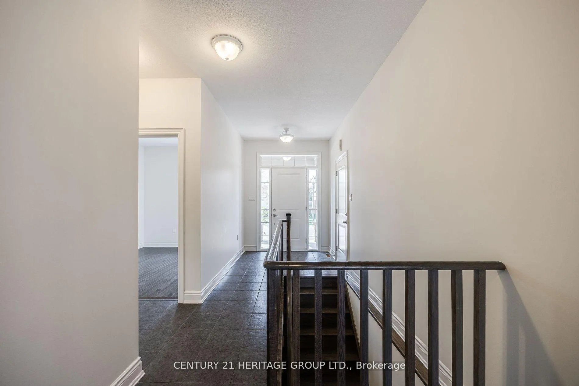 Photo 6 of 12 Newcastle Road, New Tecumseth, Alliston — HOMEH
