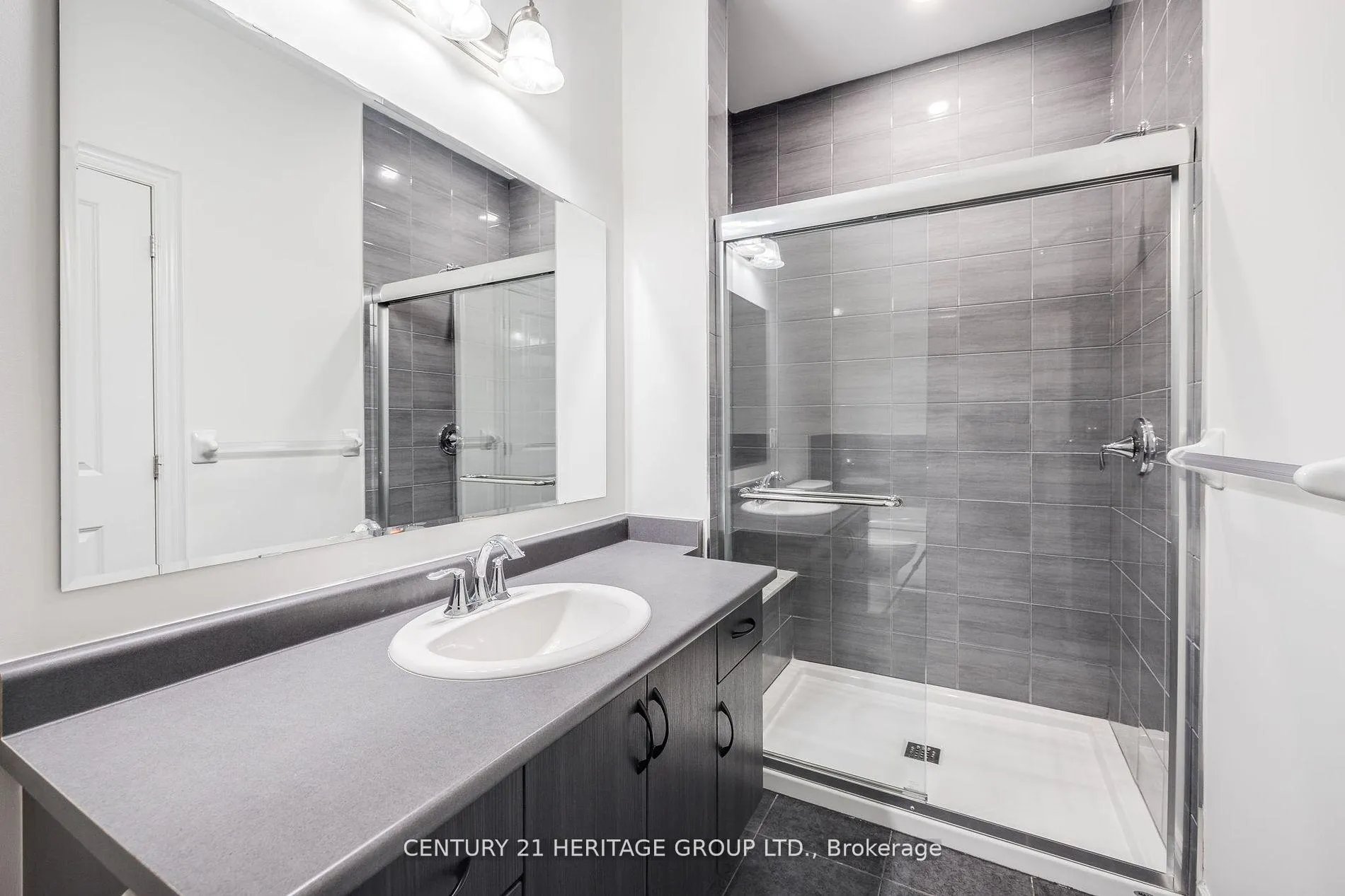 Photo 18 of 12 Newcastle Road, New Tecumseth, Alliston — HOMEH