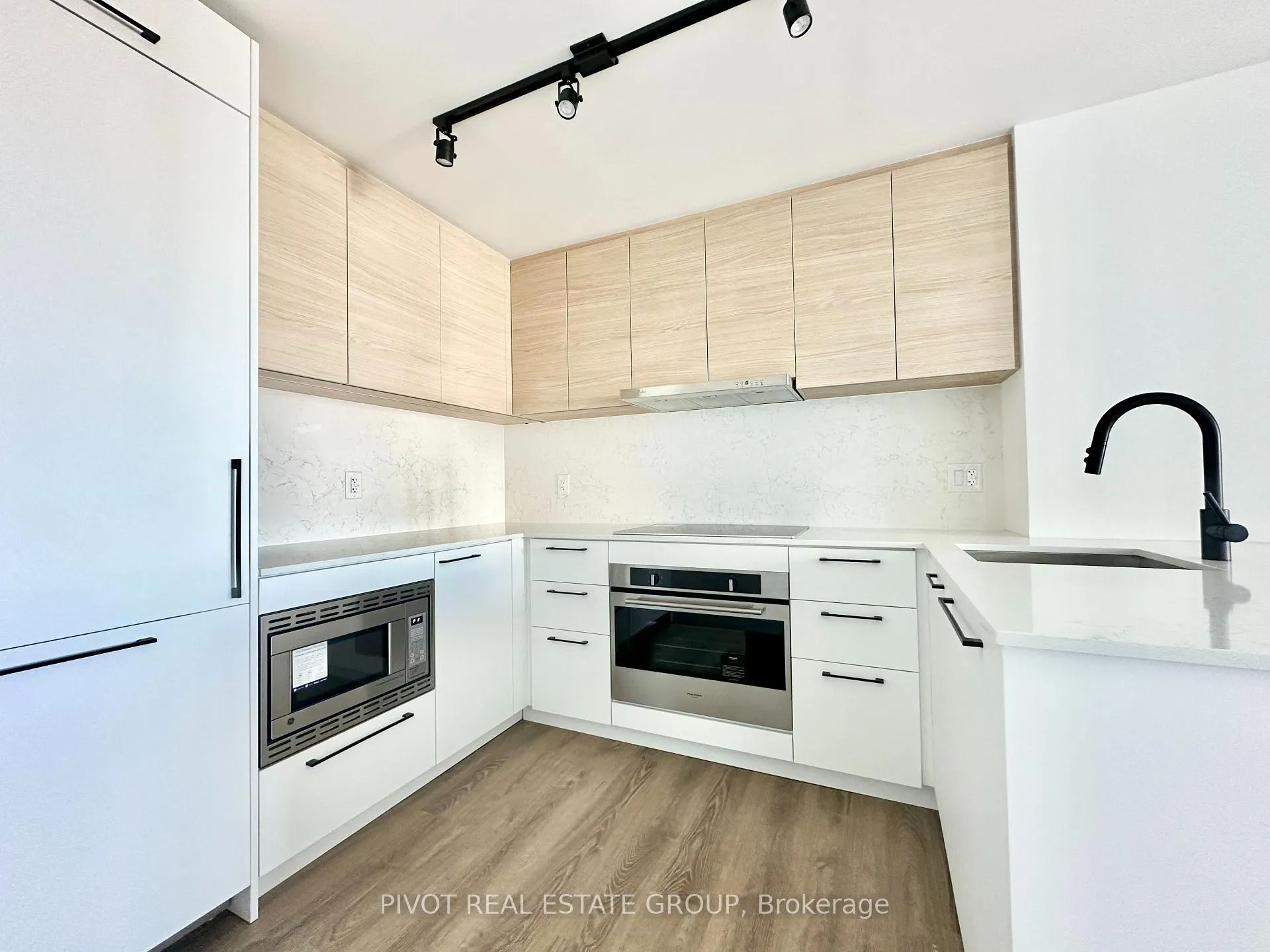 Photo 7 of Unit 1114, 1050 Eastern Avenue, Toronto, The Beaches — HOMEH