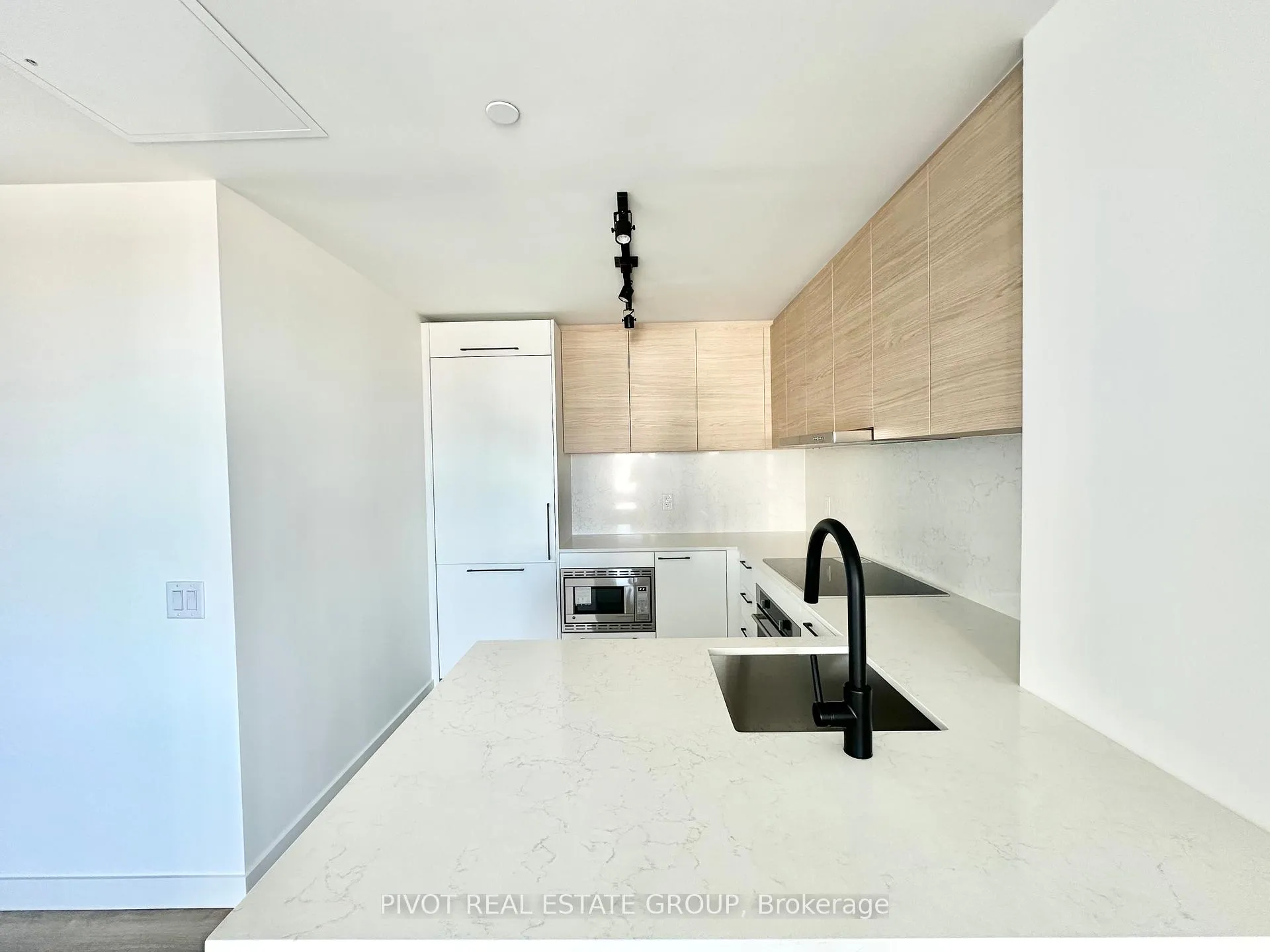Photo 8 of Unit 1114, 1050 Eastern Avenue, Toronto, The Beaches — HOMEH