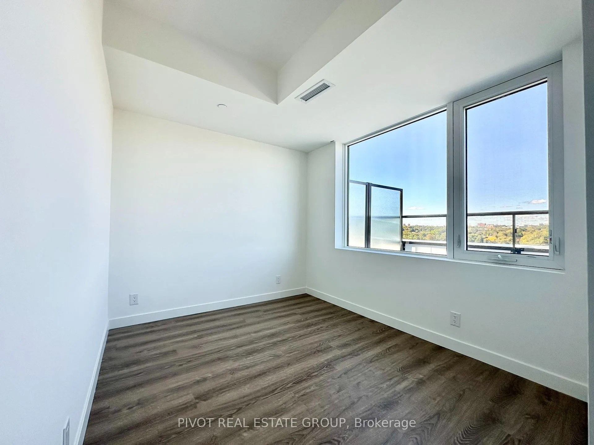 Photo 22 of Unit 1114, 1050 Eastern Avenue, Toronto, The Beaches — HOMEH