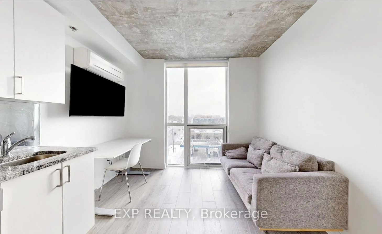 Photo 3 of Unit 502, 1900 Simcoe Street N, Oshawa, Samac — HOMEH