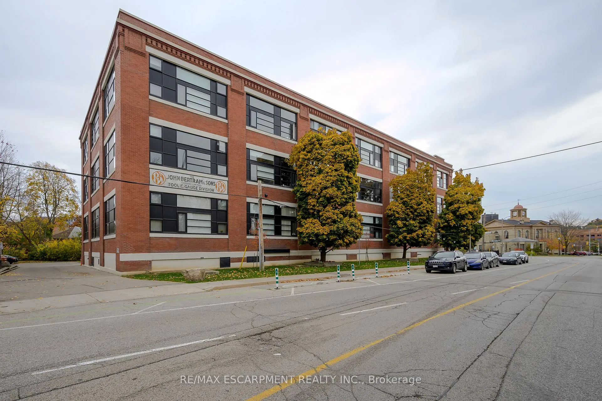 Photo 5 of Unit 403, 50 Main Street, Hamilton, Cootes Paradise — HOMEH