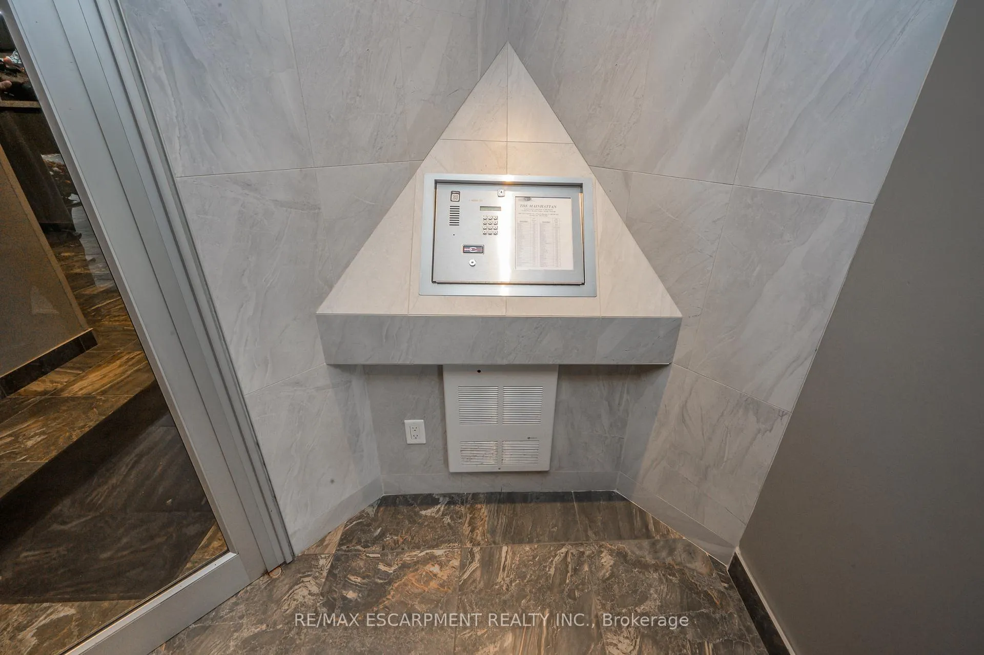 Photo 7 of Unit 403, 50 Main Street, Hamilton, Cootes Paradise — HOMEH