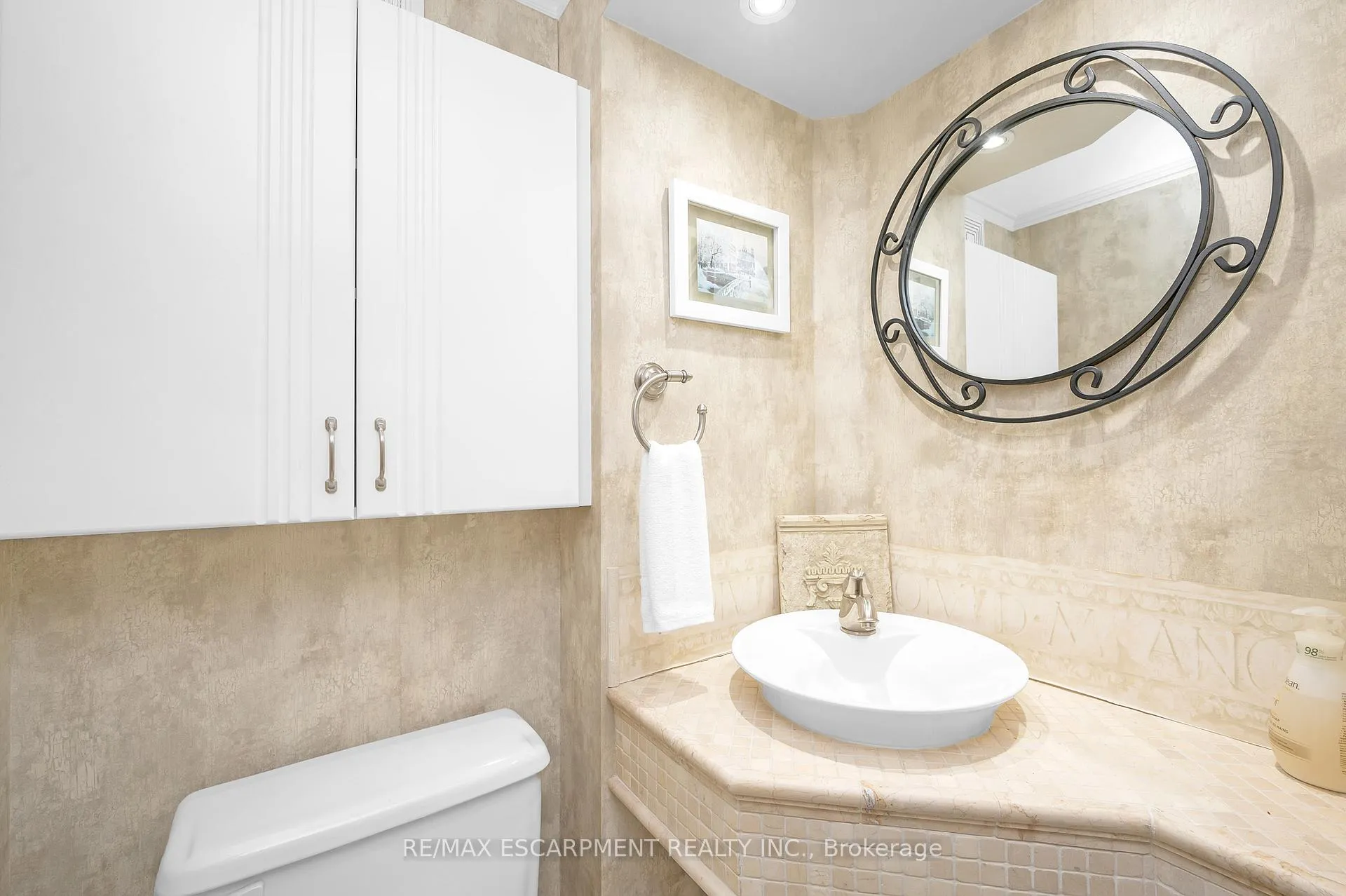 Photo 17 of Unit 403, 50 Main Street, Hamilton, Cootes Paradise — HOMEH