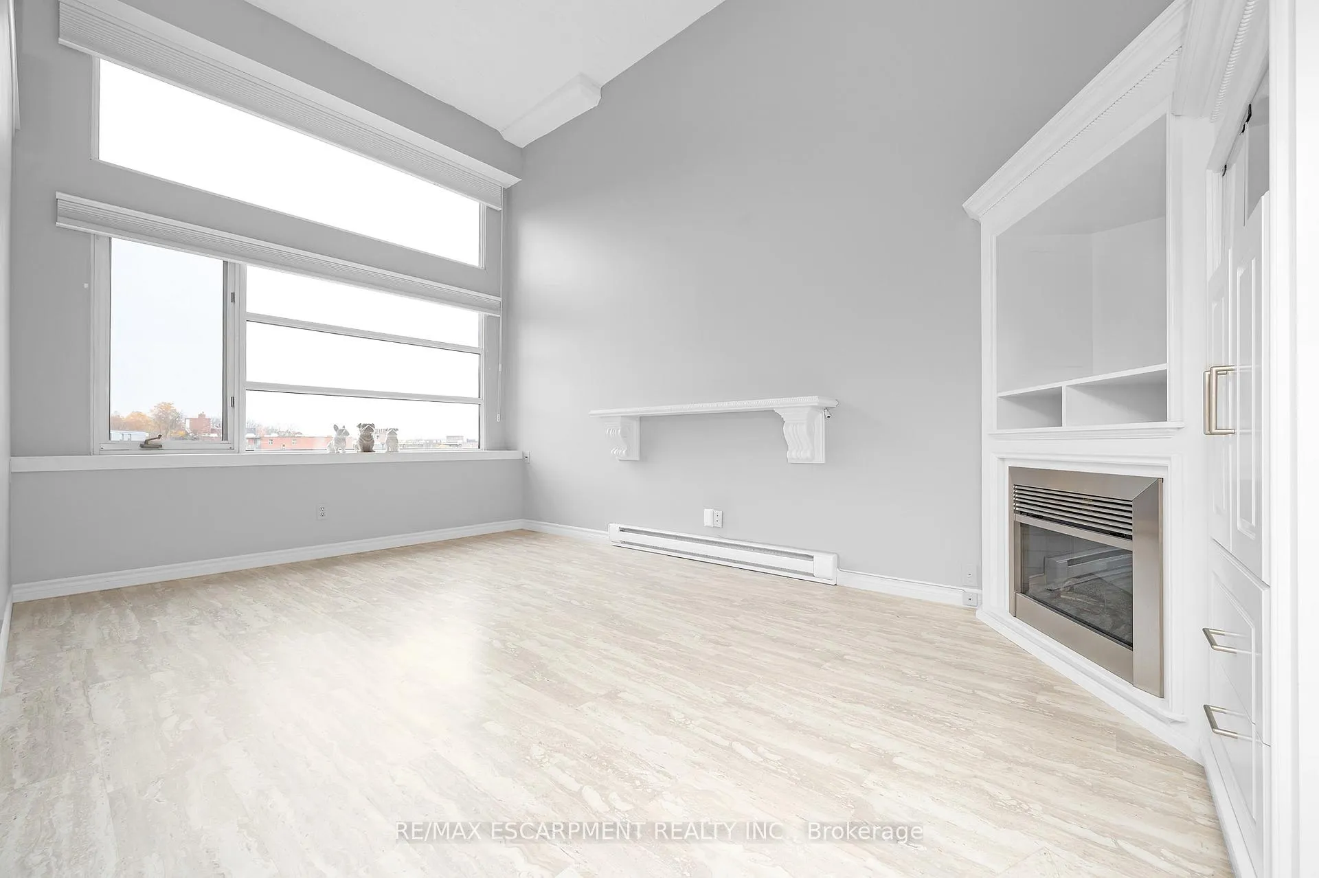 Photo 19 of Unit 403, 50 Main Street, Hamilton, Cootes Paradise — HOMEH