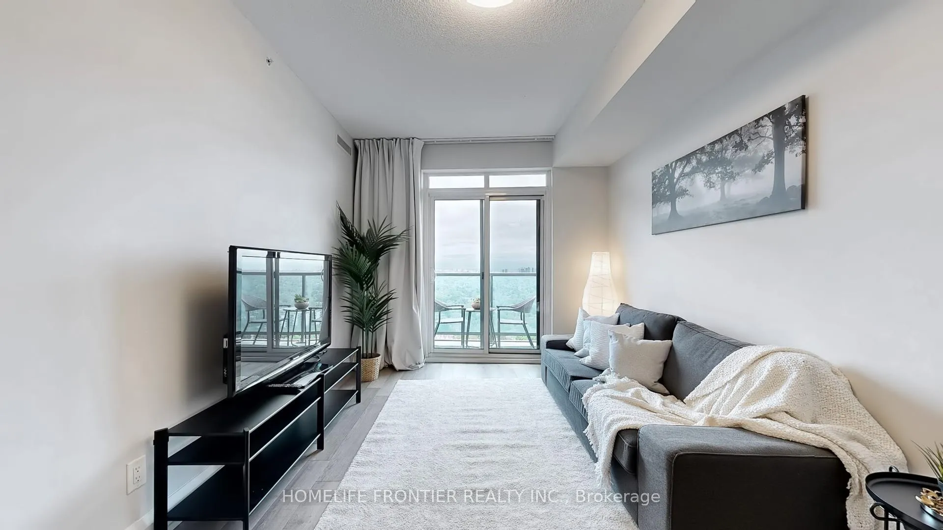 Front of Unit 2528, 7161 Yonge Street