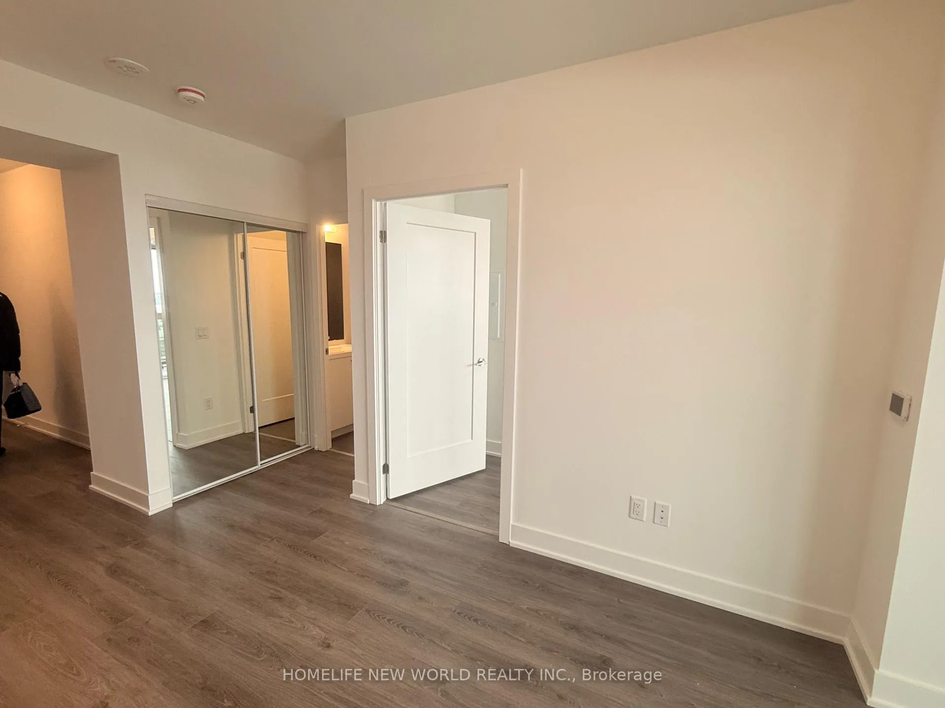 Photo 9 of Unit 2301, 2545 Simcoe Street N, Oshawa, Windfields — HOMEH