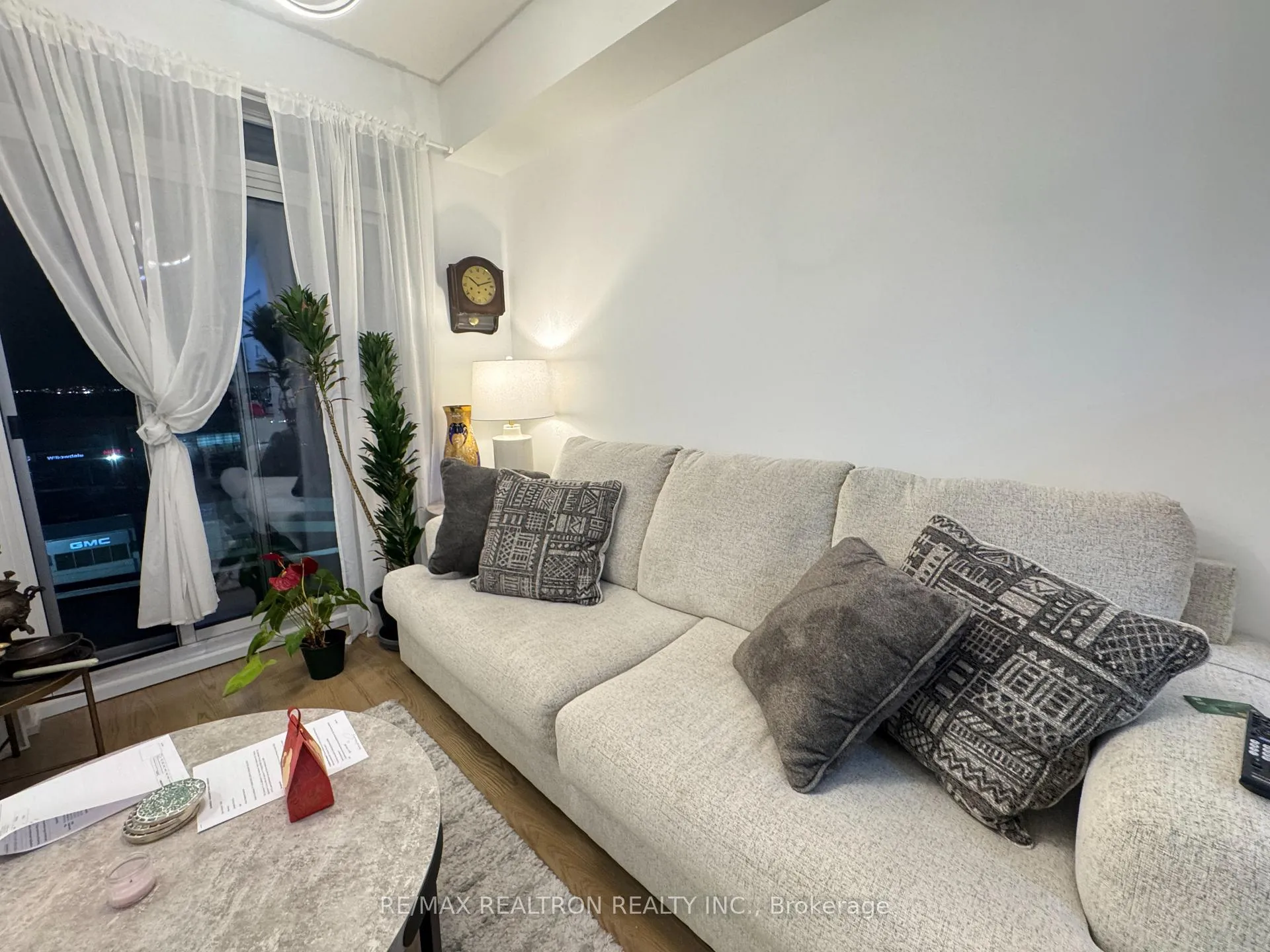 Photo 6 of Unit 615, 7171 Yonge Street, Markham, Grandview — HOMEH