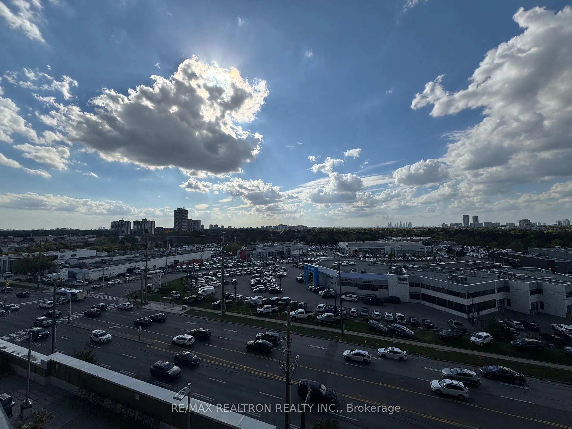 Photo 18 of Unit 615, 7171 Yonge Street, Markham, Grandview — HOMEH