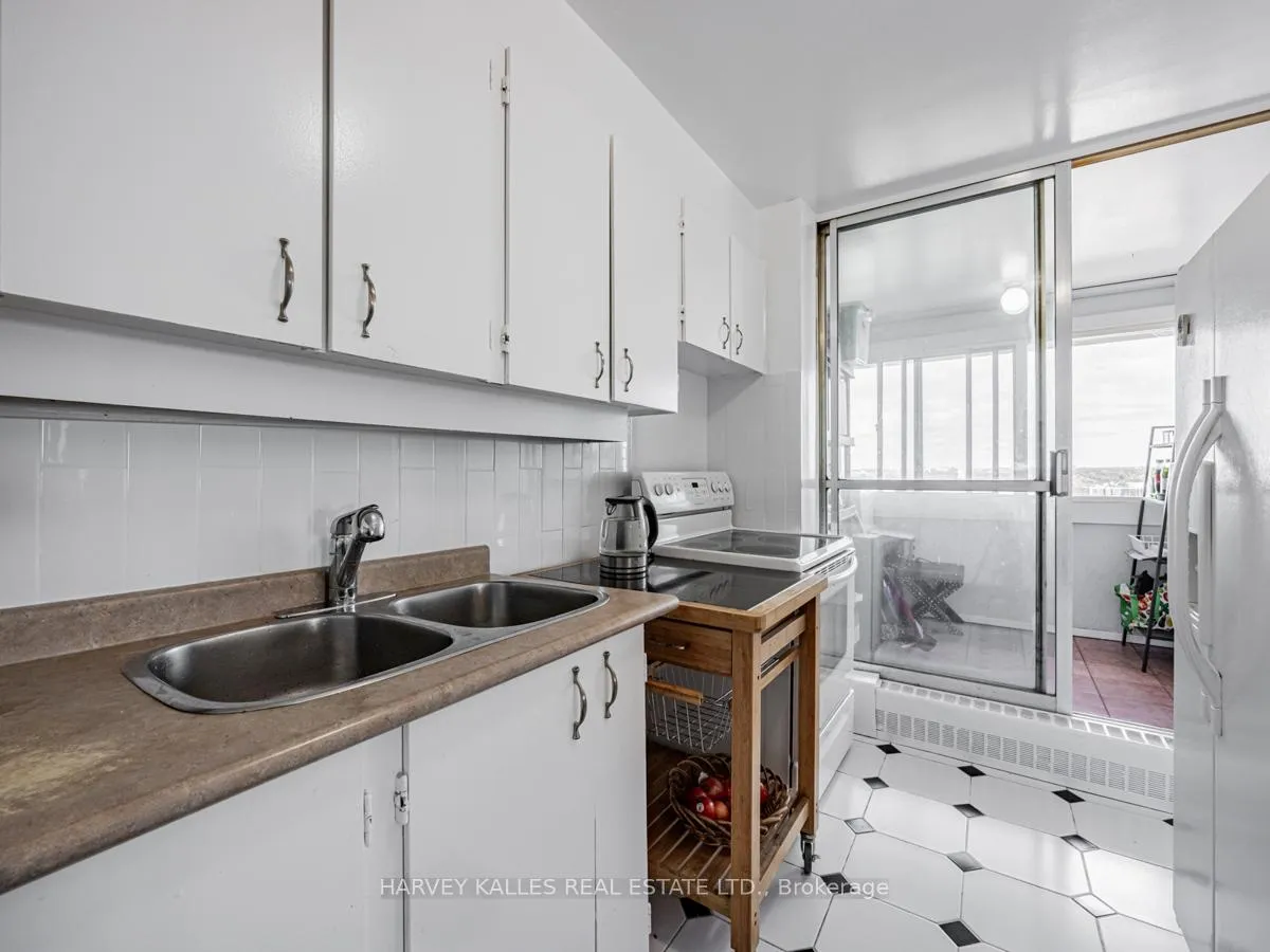 Photo 13 of Unit 2706, 715 Don Mills Road, Toronto, Flemingdon Park — HOMEH