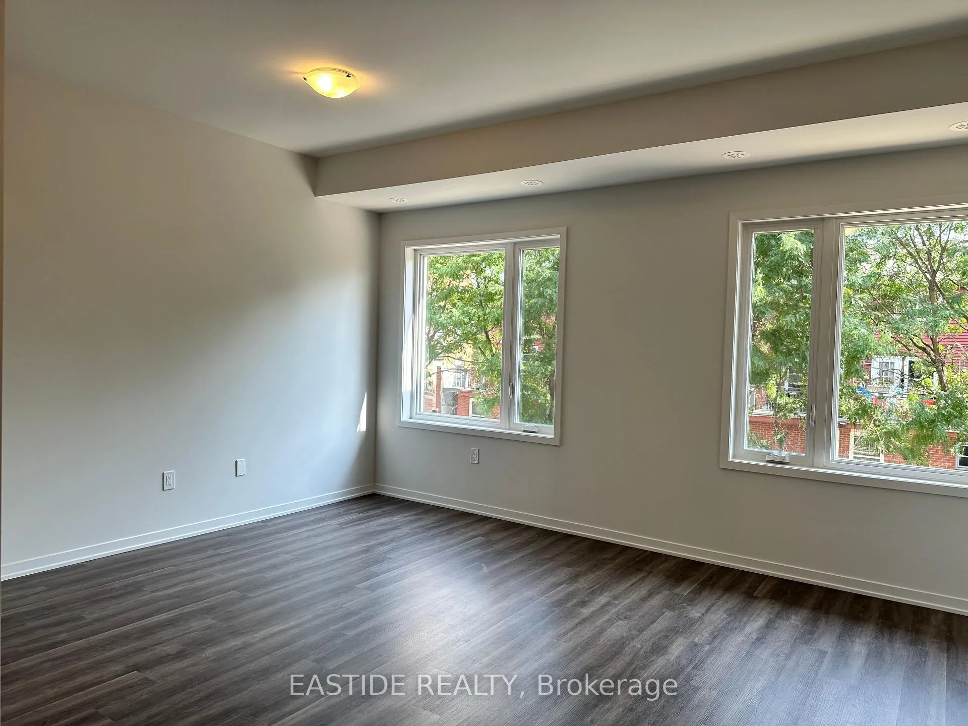 Photo 6 of Unit 60, 5 William Jackson Way, Etobicoke, New Toronto — HOMEH