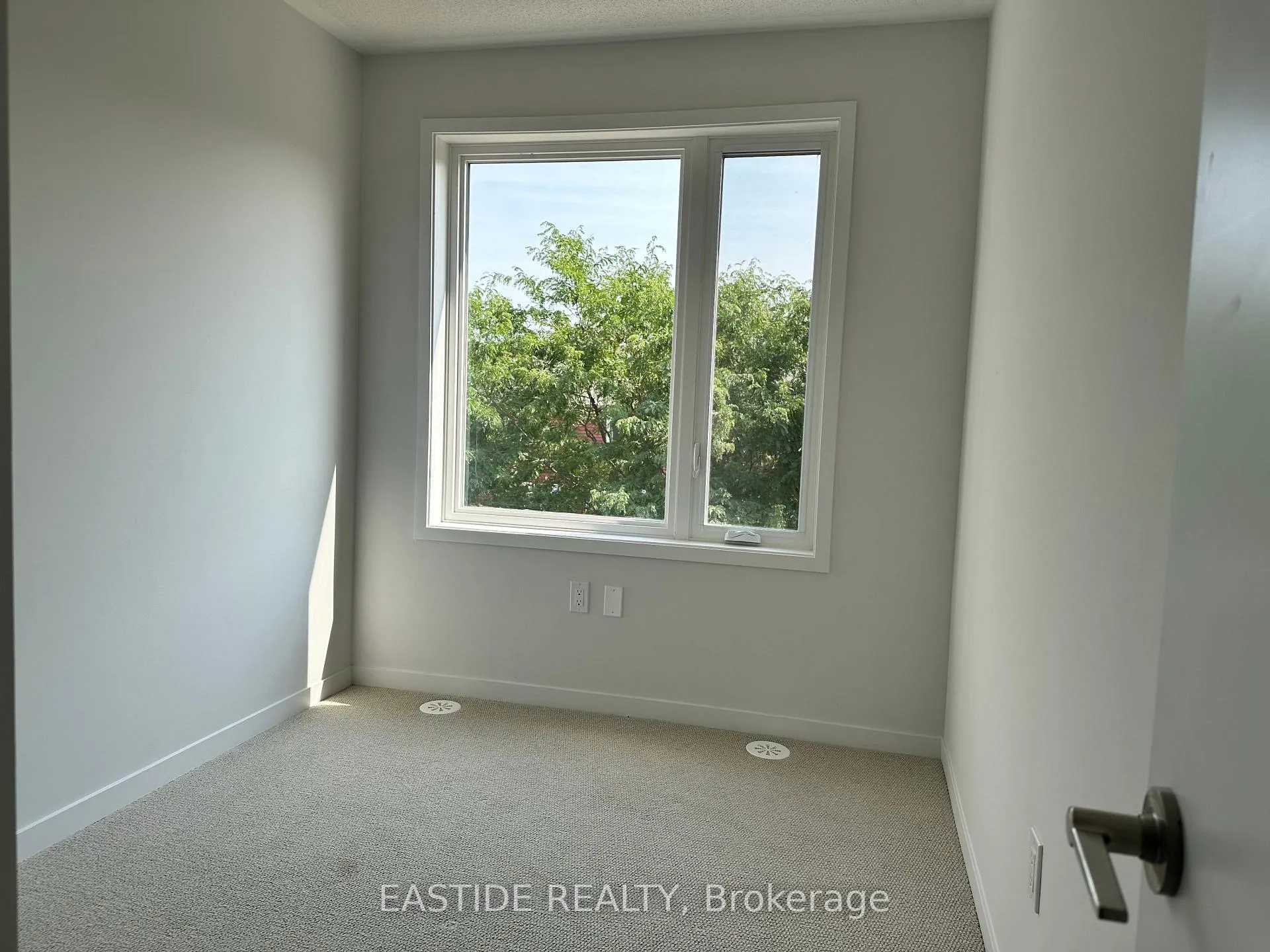Photo 8 of Unit 60, 5 William Jackson Way, Etobicoke, New Toronto — HOMEH