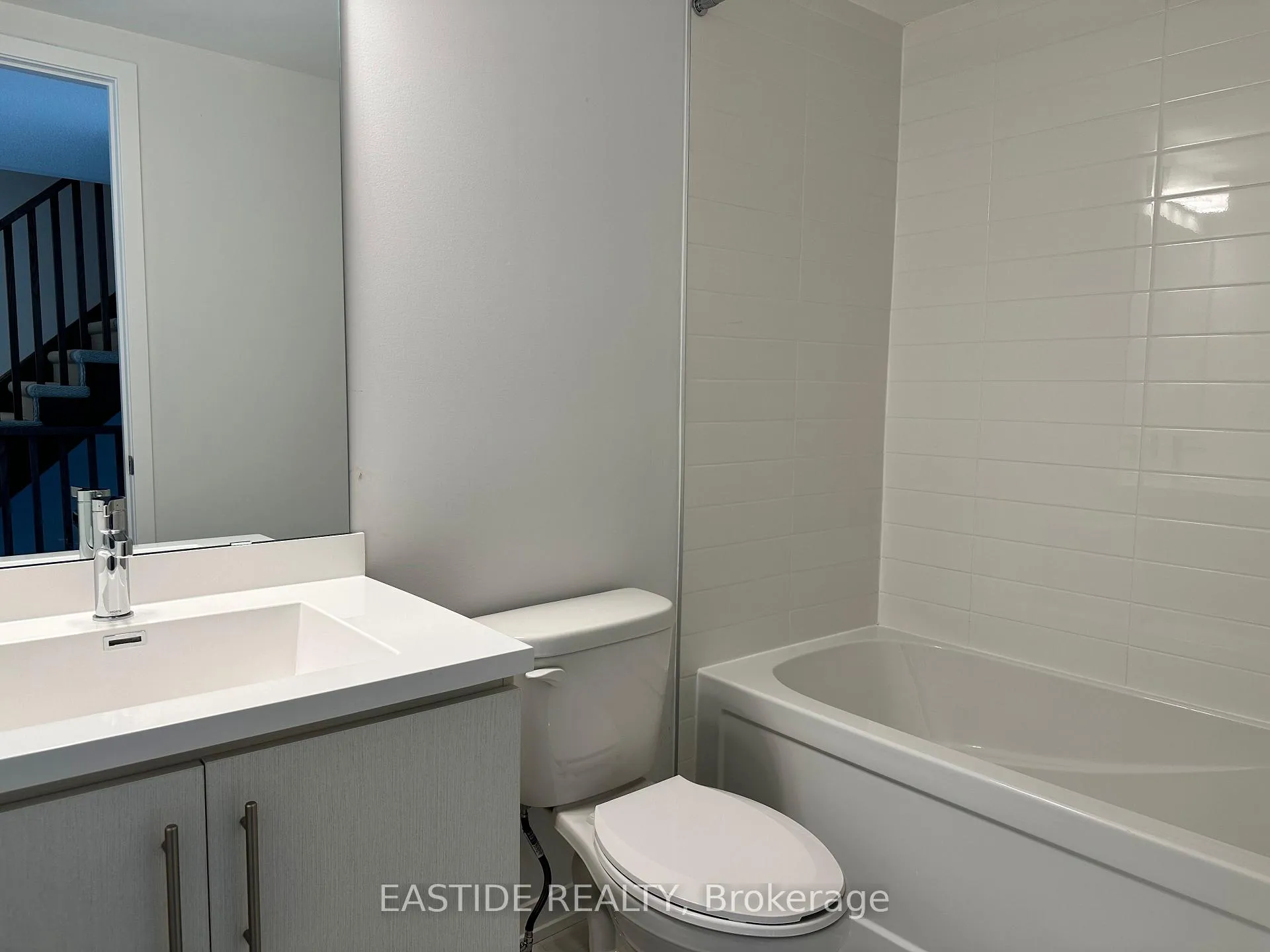 Photo 9 of Unit 60, 5 William Jackson Way, Etobicoke, New Toronto — HOMEH