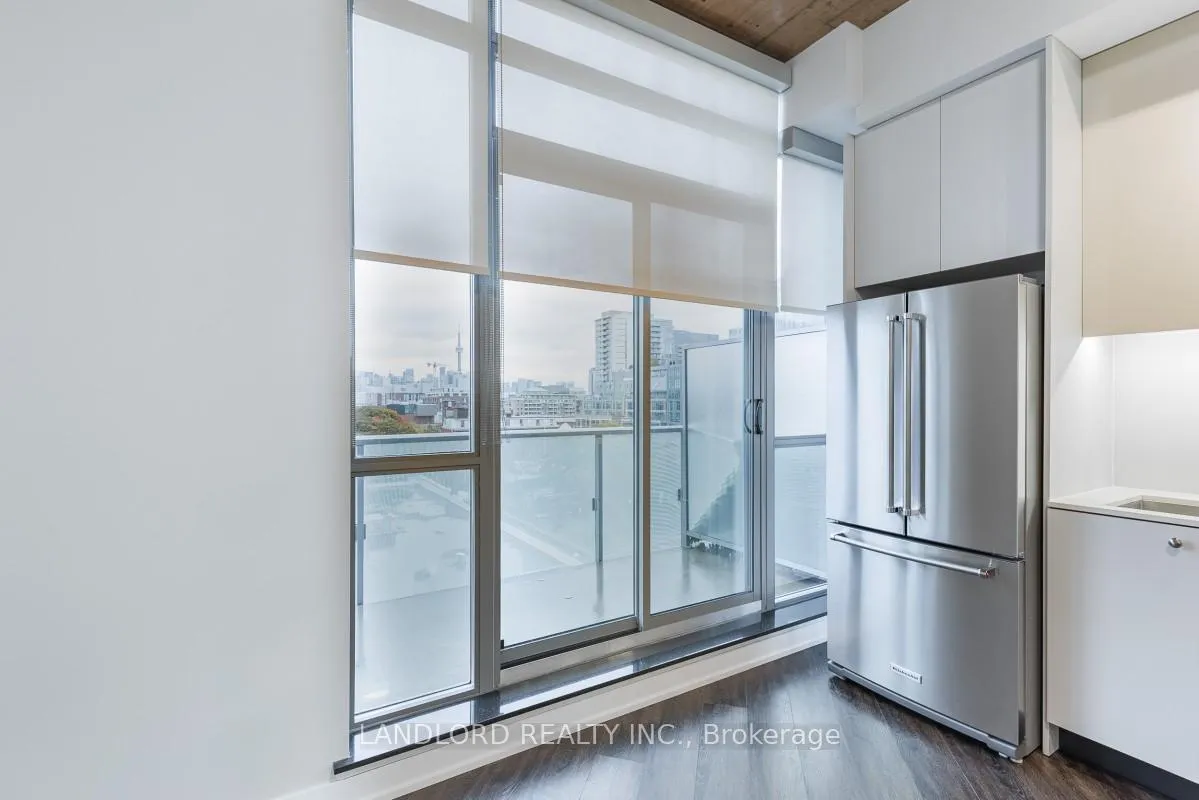 Photo 2 of Unit 606, 8 Gladstone Avenue, Toronto, Little Portugal — HOMEH
