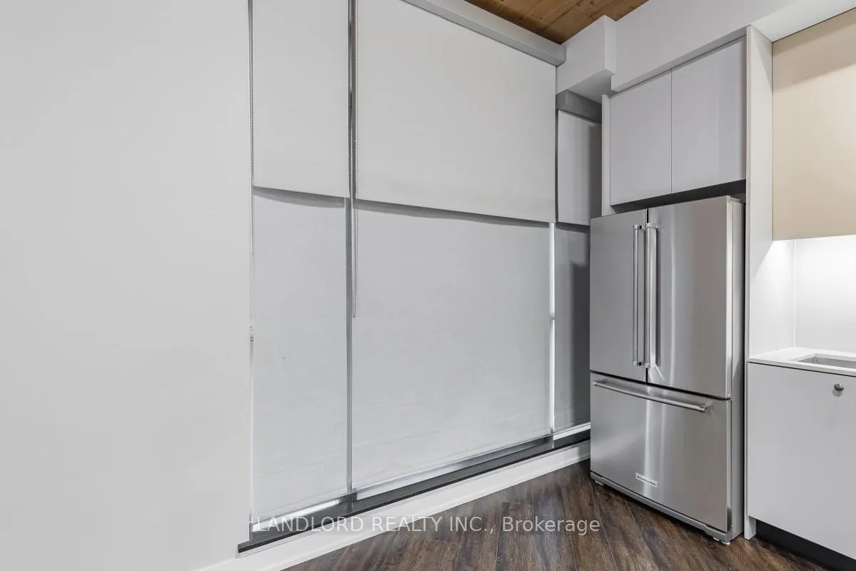 Photo 3 of Unit 606, 8 Gladstone Avenue, Toronto, Little Portugal — HOMEH