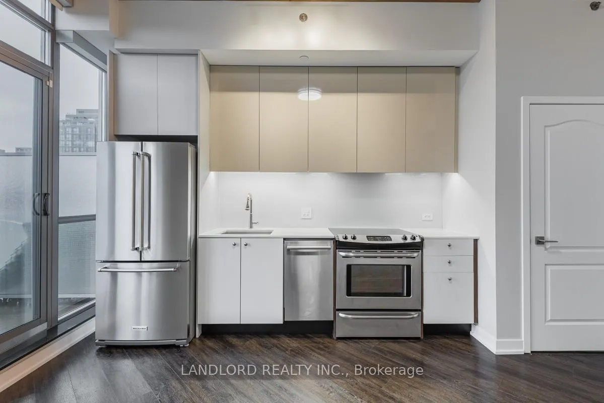 Photo 5 of Unit 606, 8 Gladstone Avenue, Toronto, Little Portugal — HOMEH