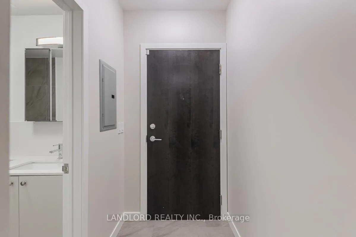 Photo 16 of Unit 606, 8 Gladstone Avenue, Toronto, Little Portugal — HOMEH