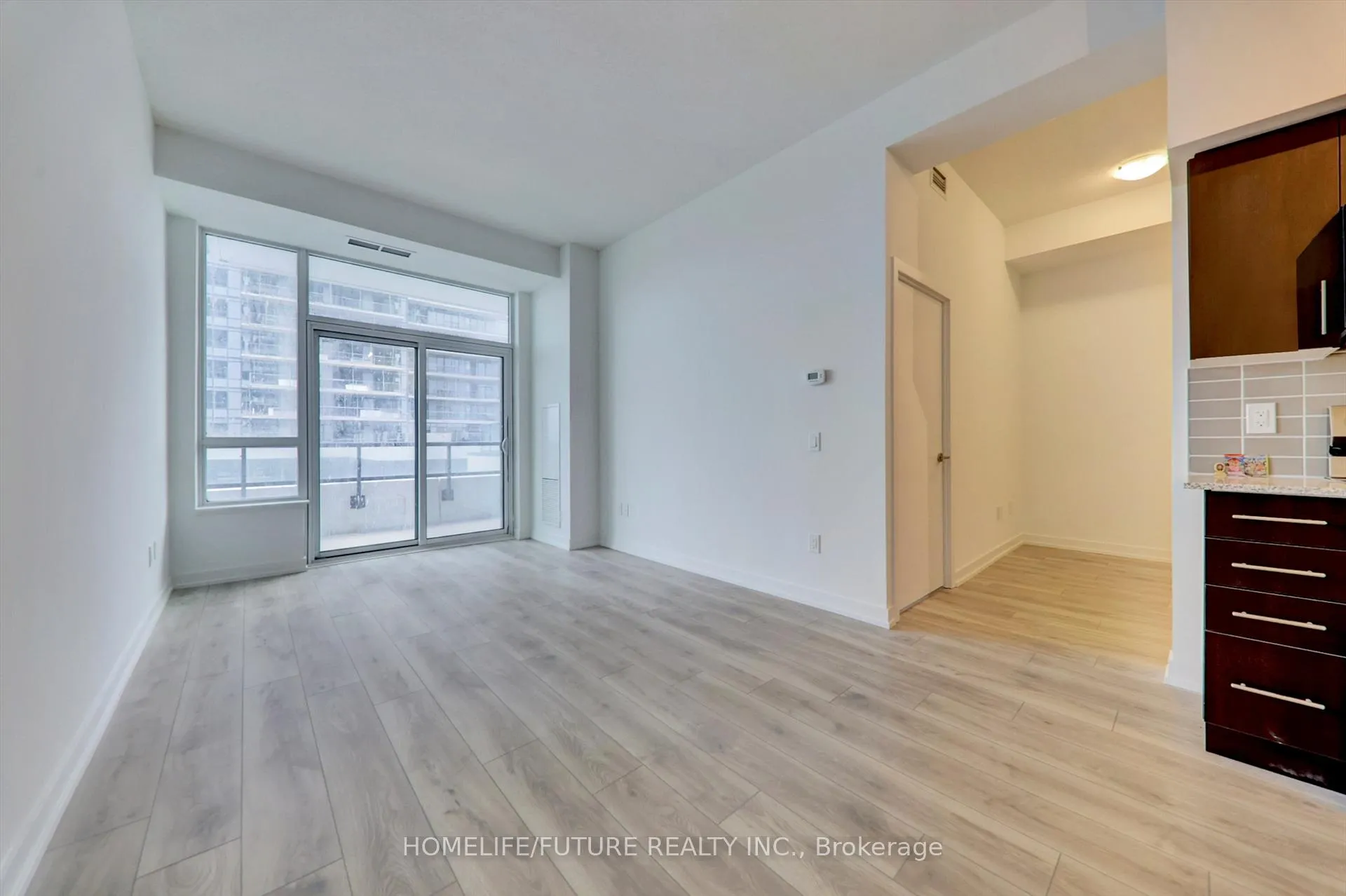 Photo 11 of Unit 705, 1455 Celebration Drive, Pickering, Bay Ridges — HOMEH