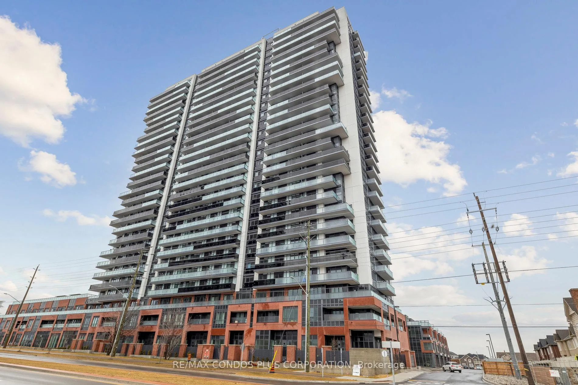 Photo 2 of Unit 2404, 2545 Simcoe Street N, Oshawa, Windfields — HOMEH