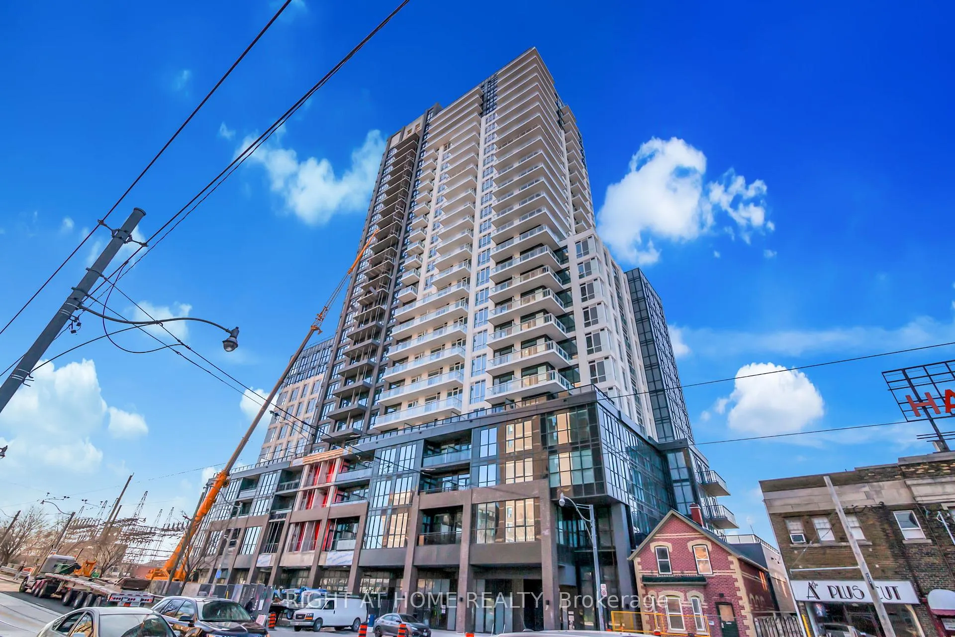 Photo 1 of Unit 2501, 286 Main Street, Toronto, East End-Danforth — HOMEH