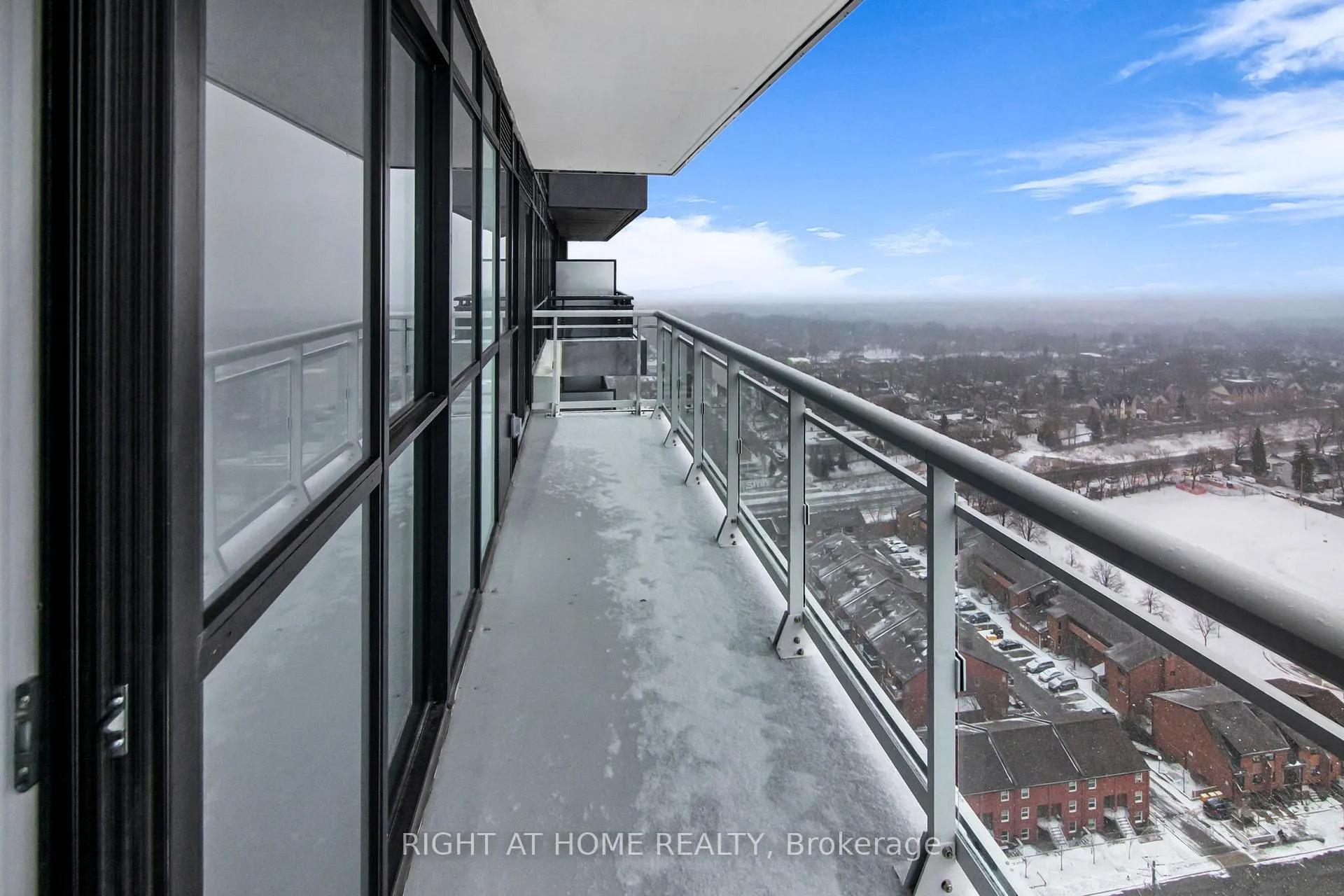 Photo 16 of Unit 2501, 286 Main Street, Toronto, East End-Danforth — HOMEH