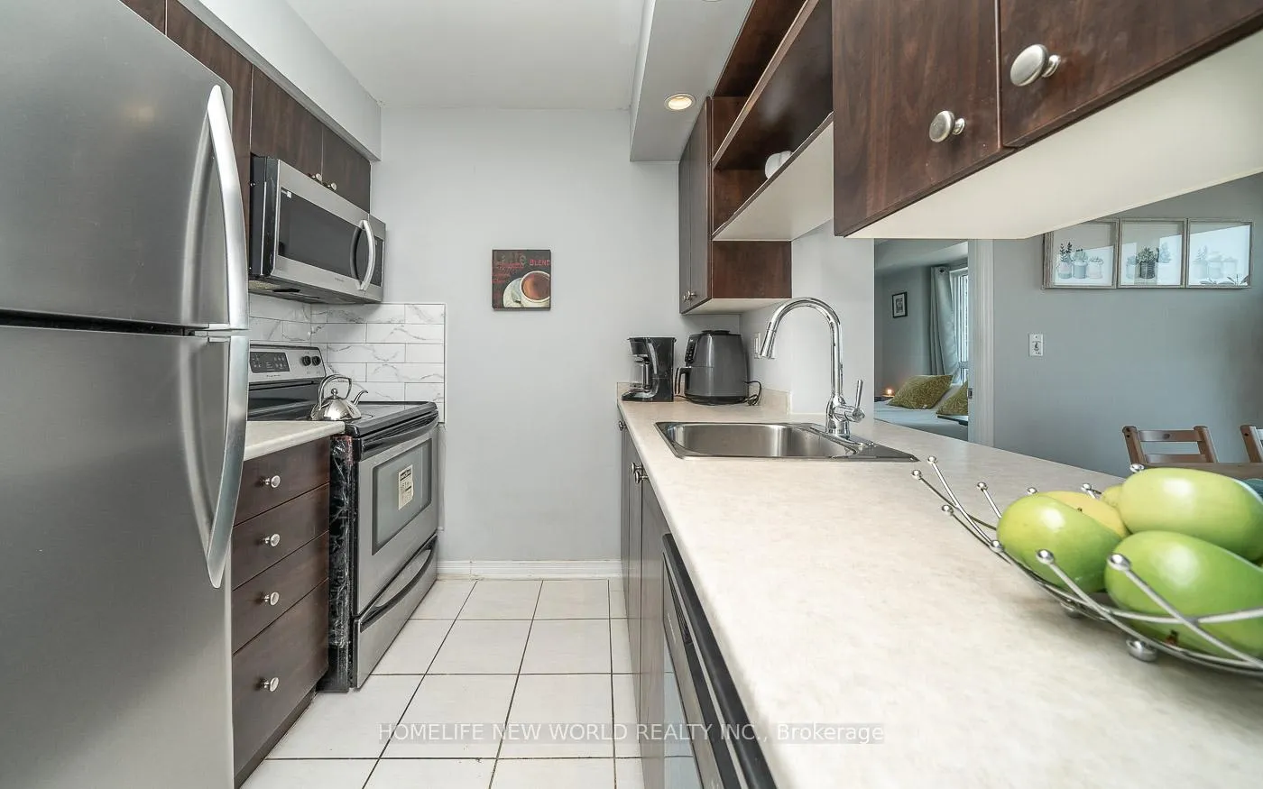 Photo 7 of Unit 1910, 215 Queen Street E, Brampton, Queen Street Corridor — HOMEH
