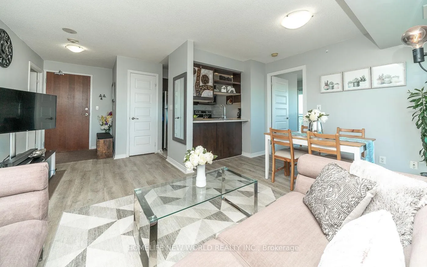 Photo 10 of Unit 1910, 215 Queen Street E, Brampton, Queen Street Corridor — HOMEH