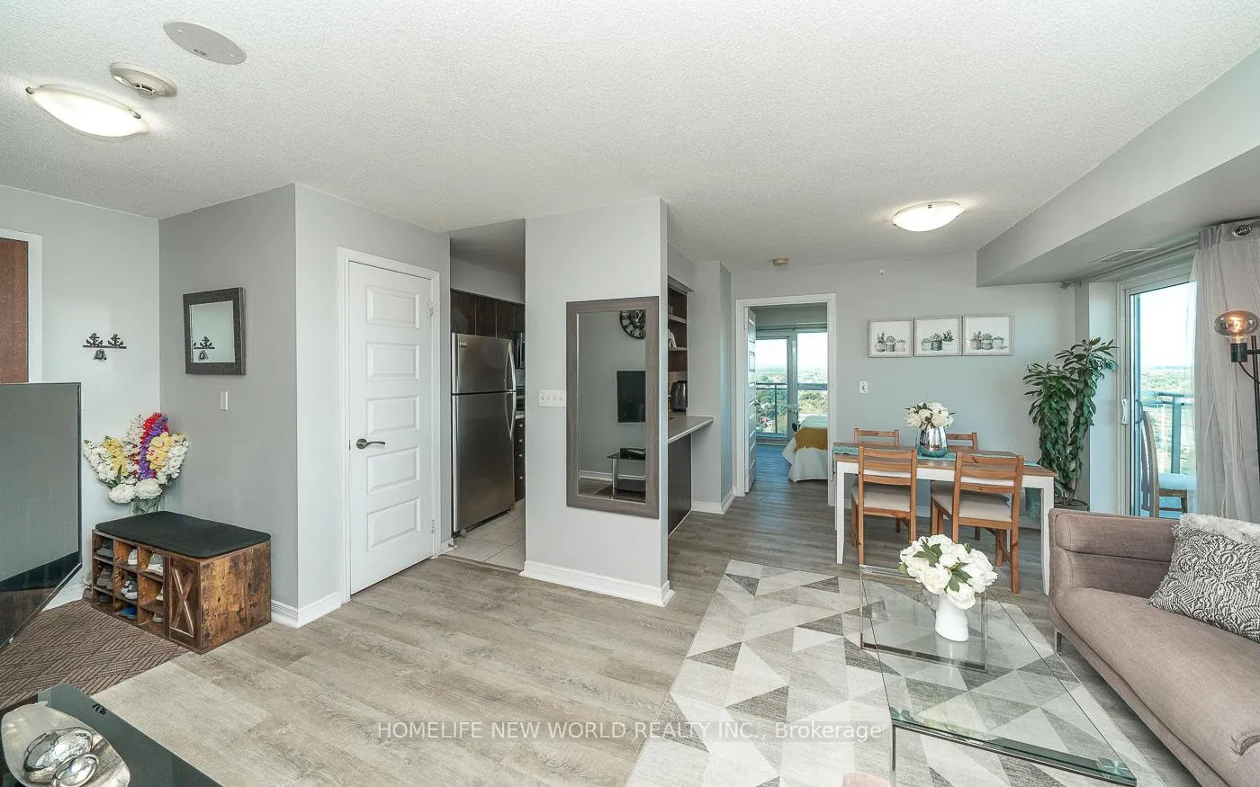 Photo 12 of Unit 1910, 215 Queen Street E, Brampton, Queen Street Corridor — HOMEH