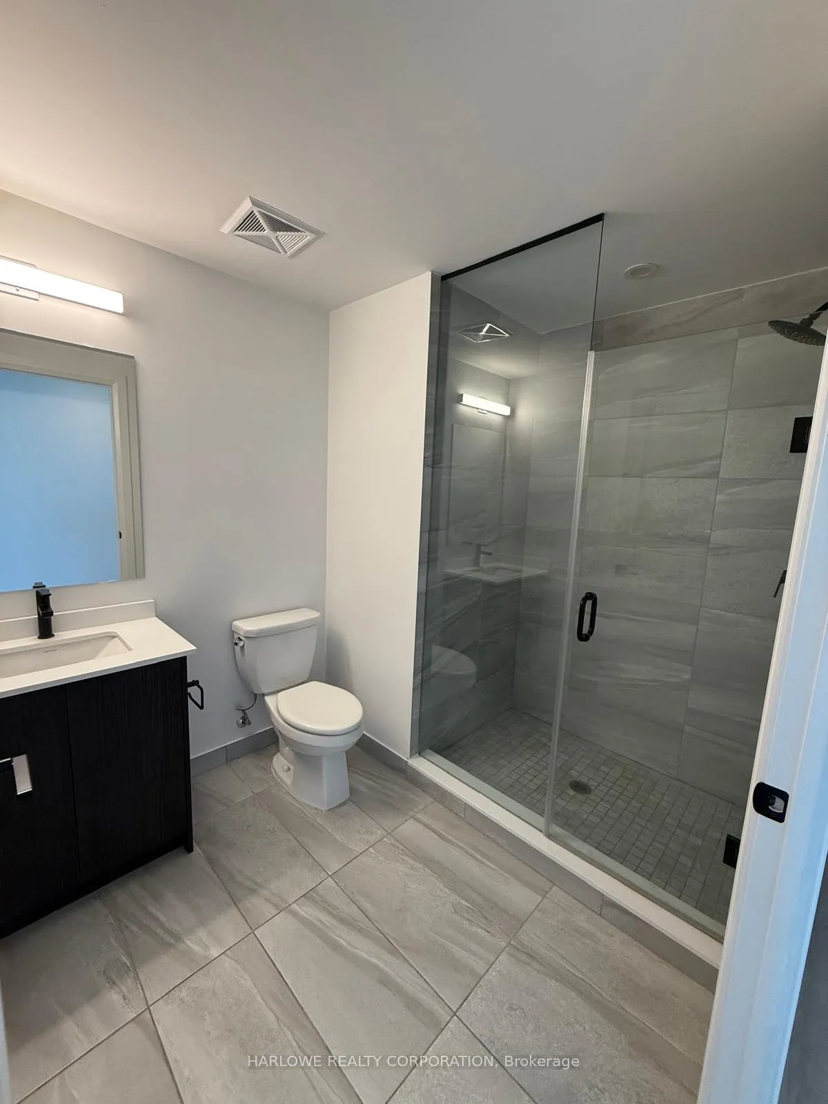 Photo 11 of Unit 902, 2369 Danforth Avenue, Toronto, East End-Danforth — HOMEH