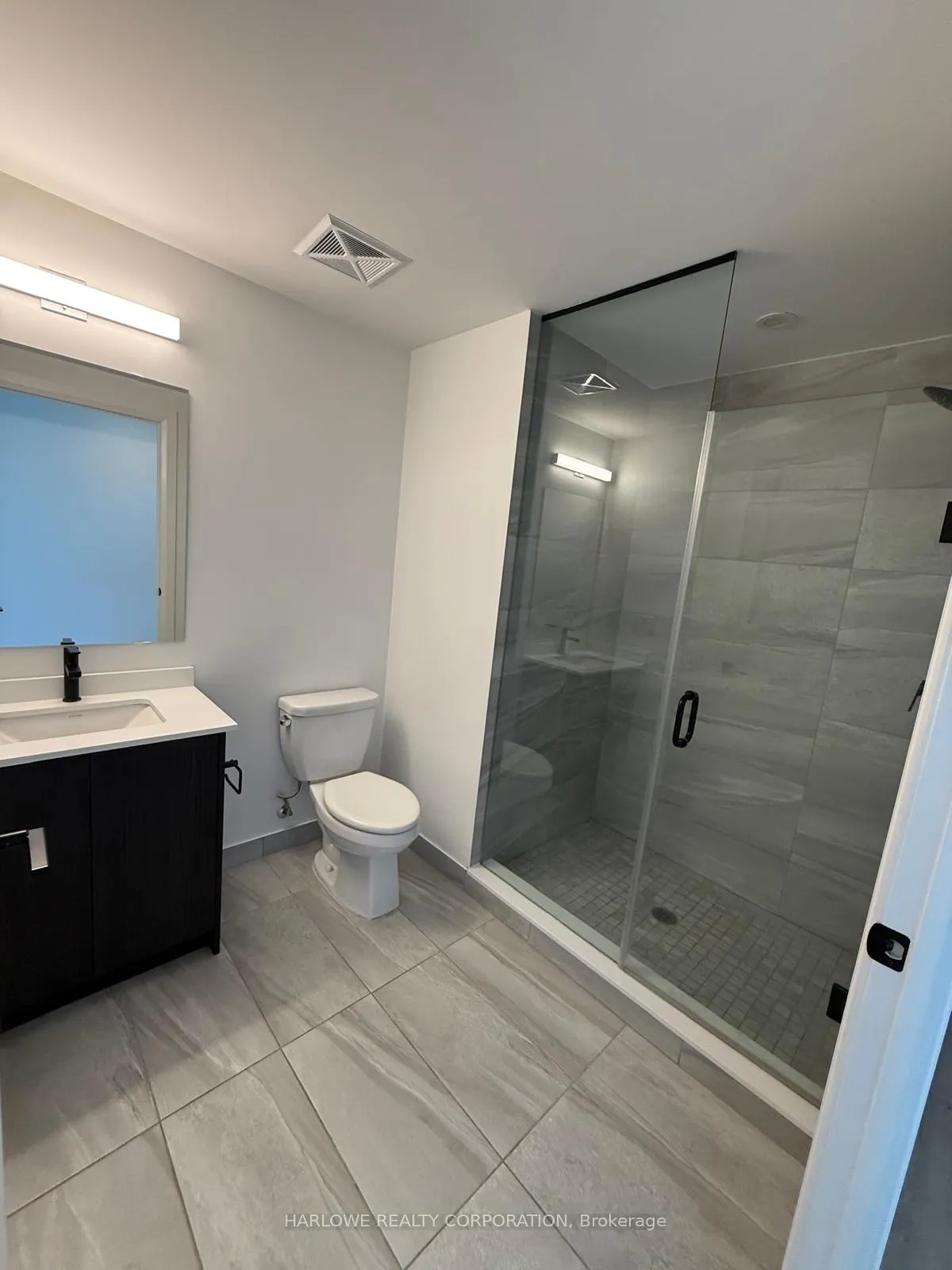Photo 12 of Unit 902, 2369 Danforth Avenue, Toronto, East End-Danforth — HOMEH