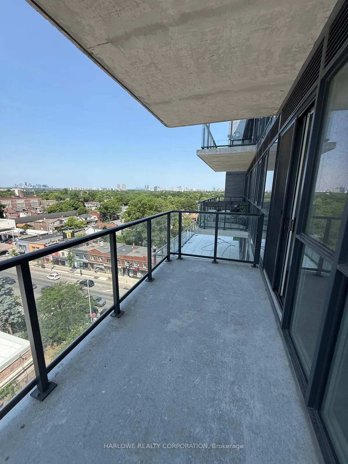 Photo 15 of Unit 902, 2369 Danforth Avenue, Toronto, East End-Danforth — HOMEH
