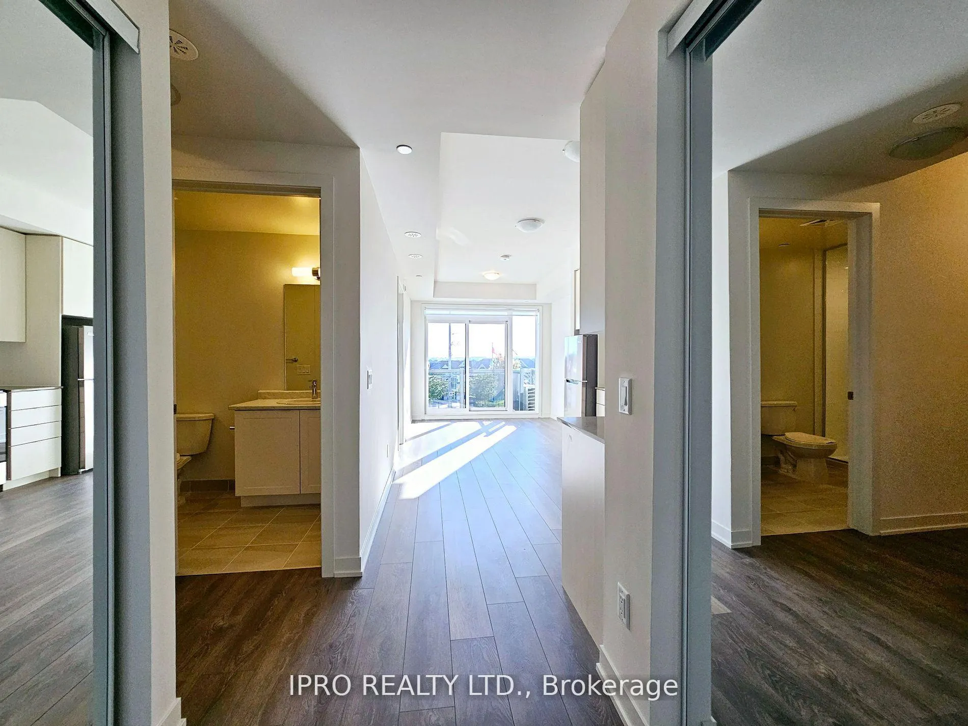 Photo 3 of Unit 311, 62 Sky Harbour Drive, Brampton, Bram West — HOMEH