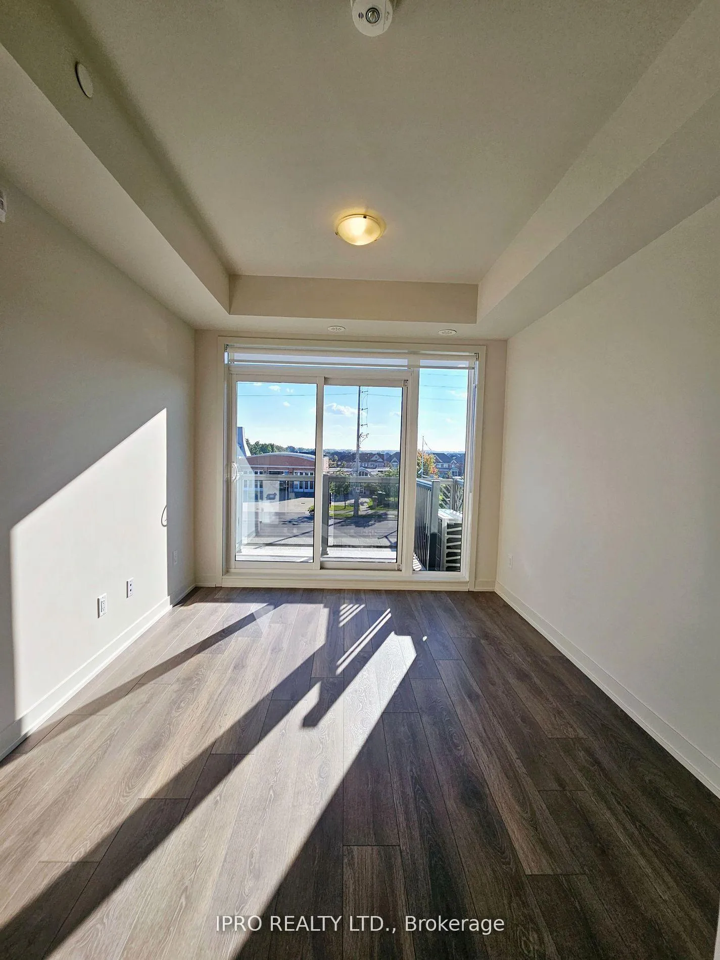 Photo 6 of Unit 311, 62 Sky Harbour Drive, Brampton, Bram West — HOMEH