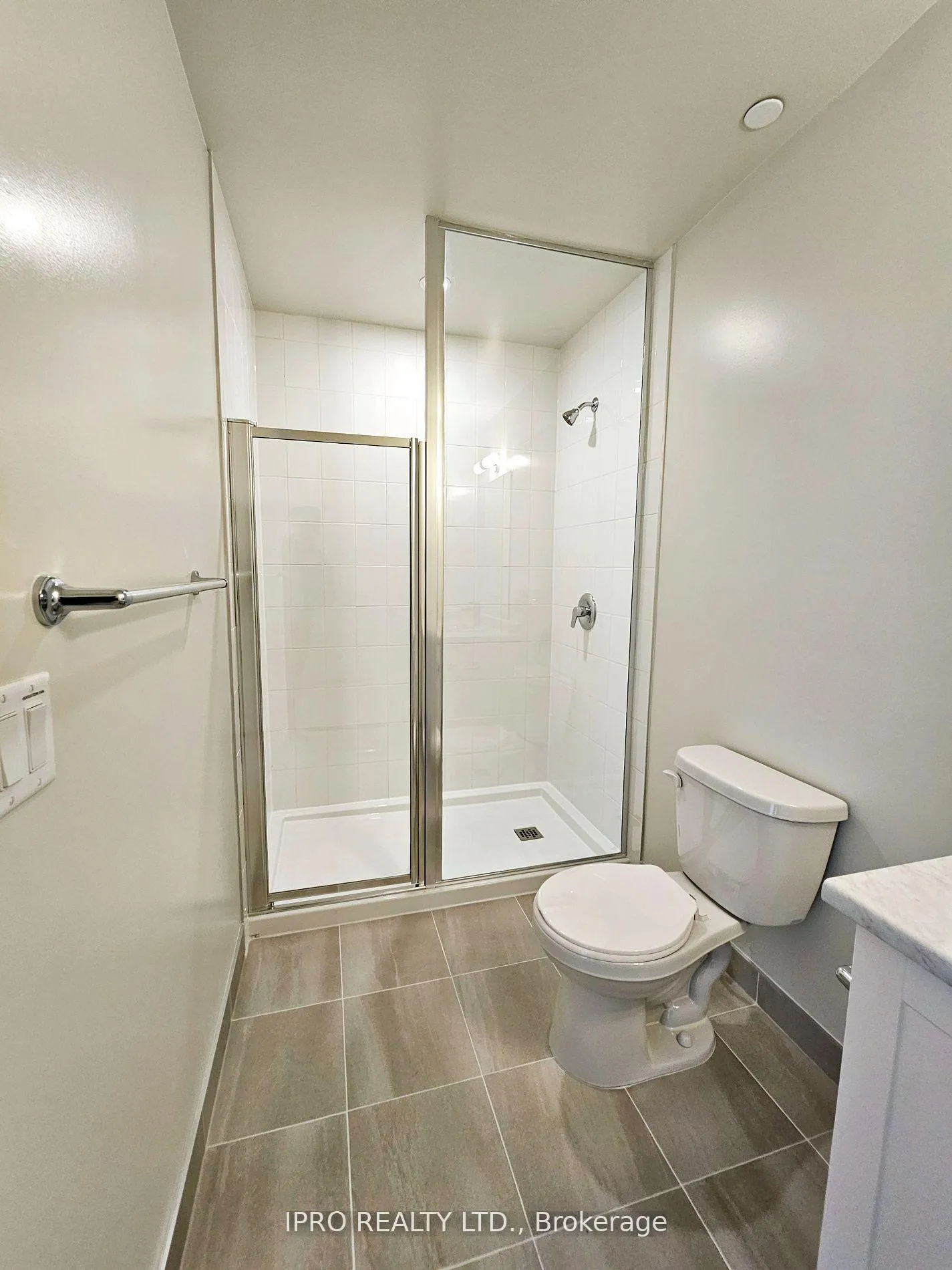 Photo 11 of Unit 311, 62 Sky Harbour Drive, Brampton, Bram West — HOMEH