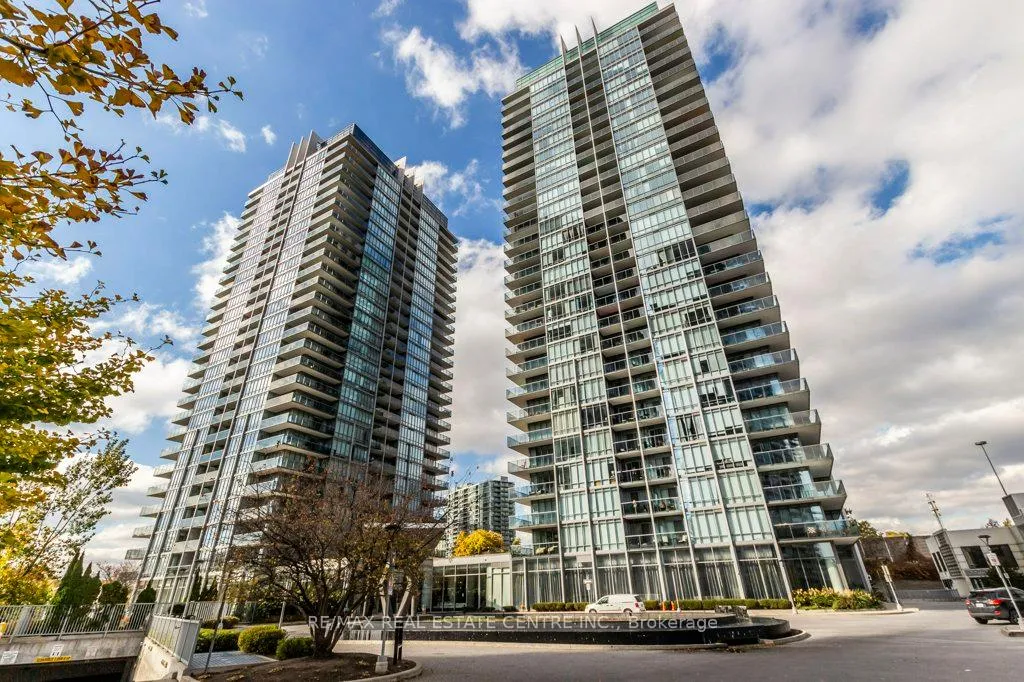 Front of Unit 1712, 90 Park Lawn Road
