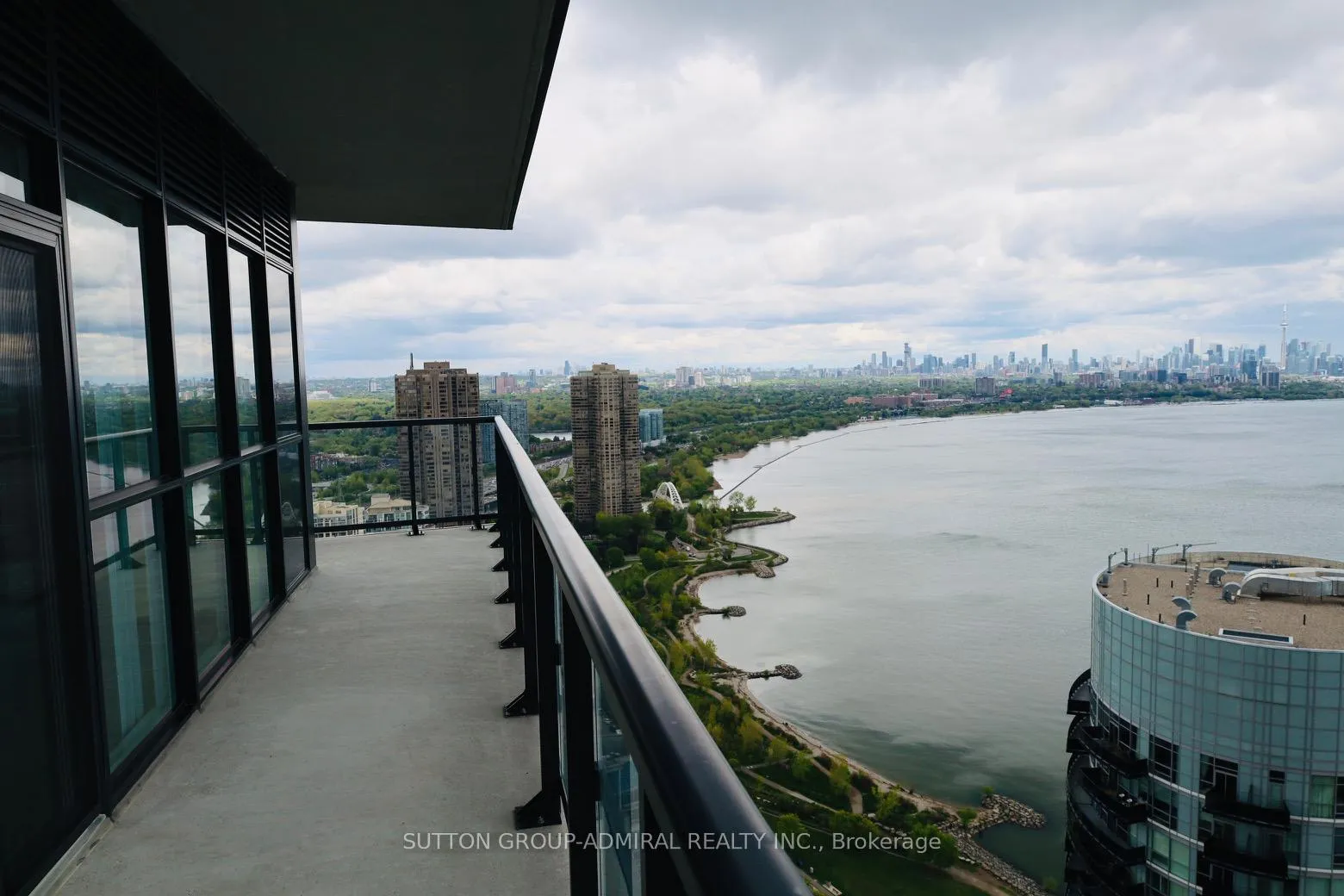 Photo 13 of Unit 4202, 38 Annie Craig Drive, Etobicoke, Mimico — HOMEH