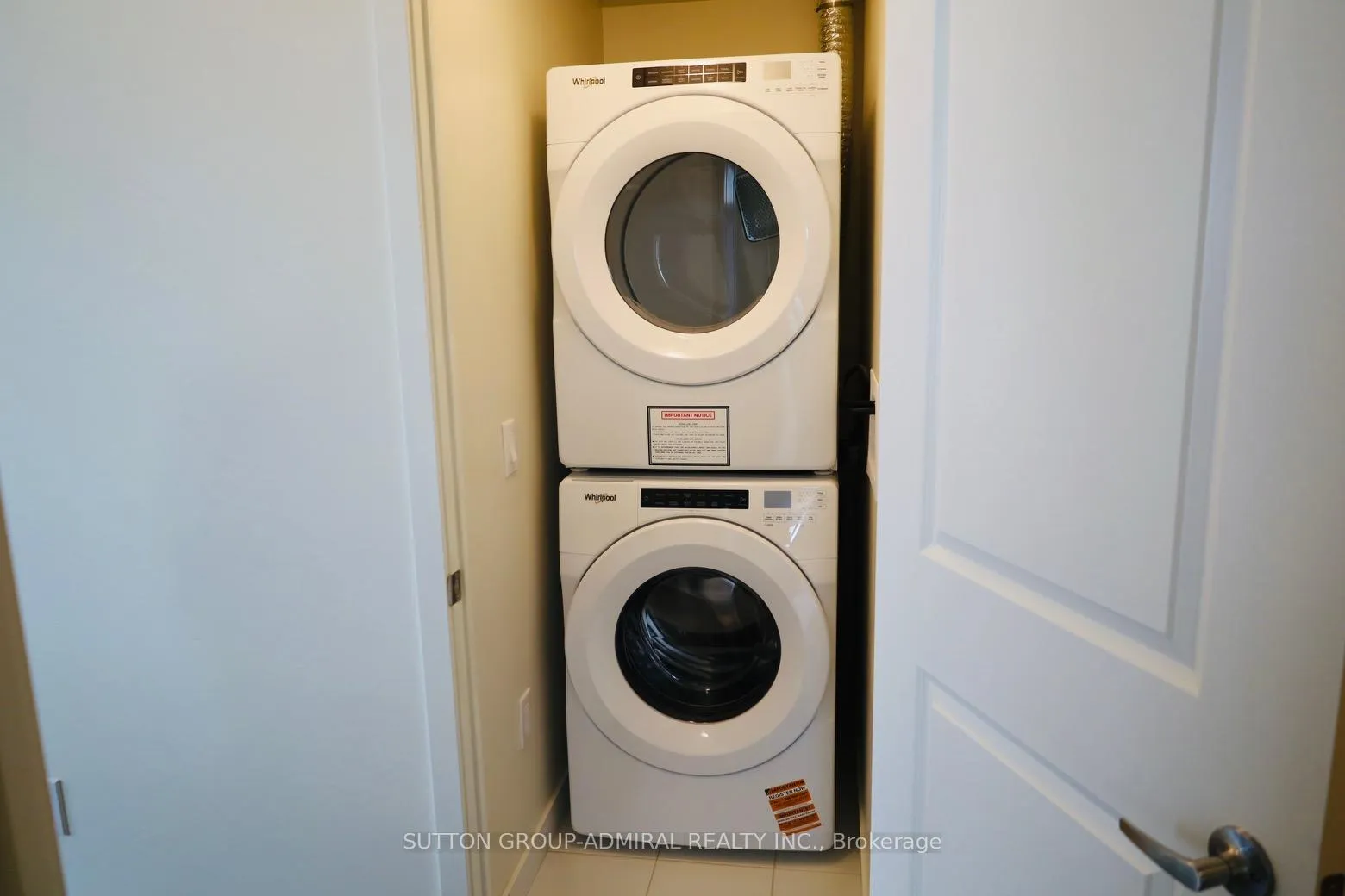 Photo 30 of Unit 4202, 38 Annie Craig Drive, Etobicoke, Mimico — HOMEH