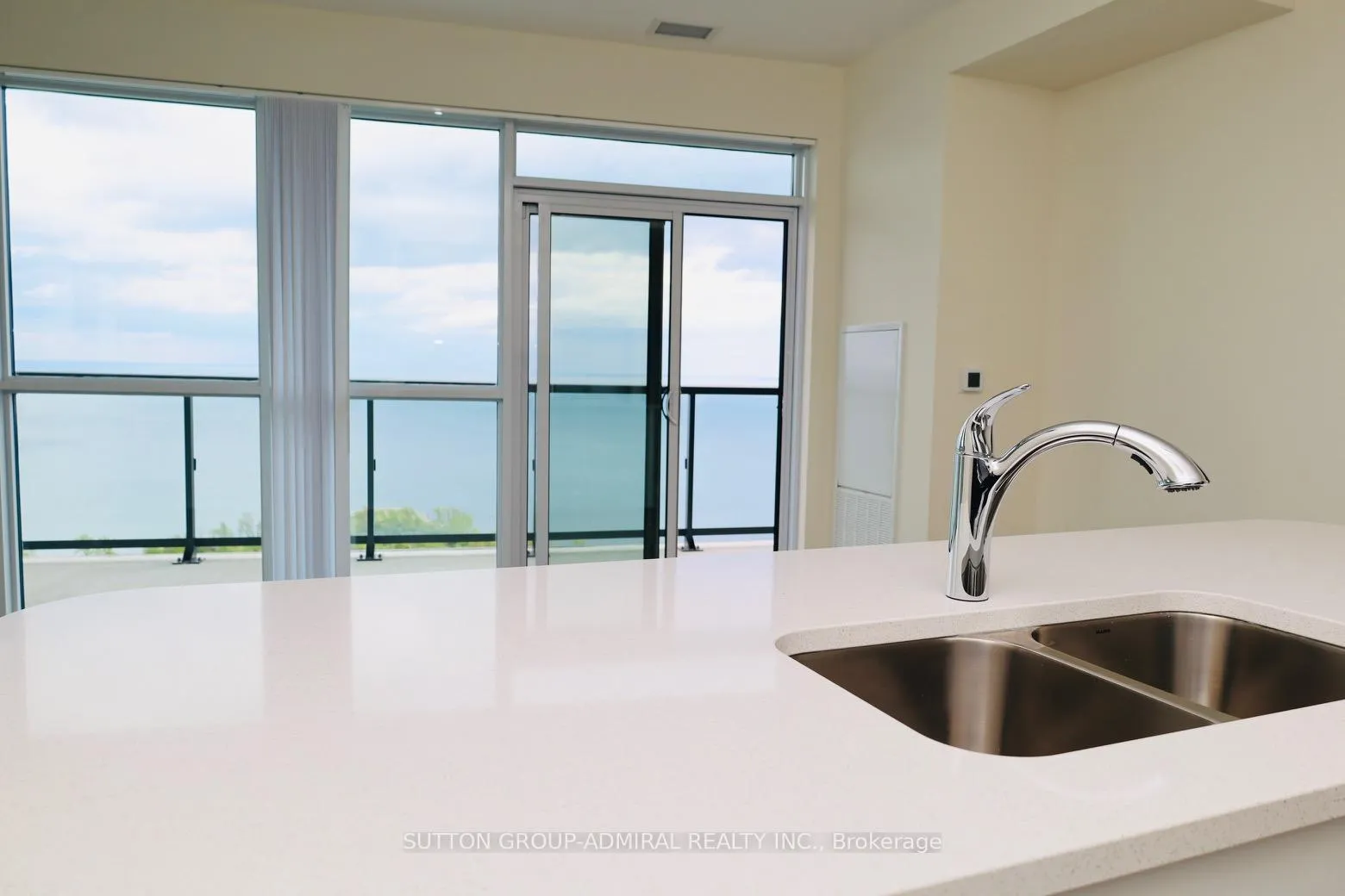 Photo 33 of Unit 4202, 38 Annie Craig Drive, Etobicoke, Mimico — HOMEH