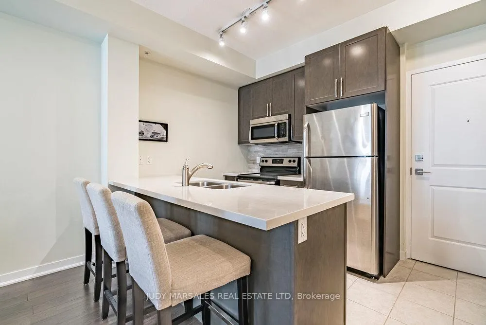 Photo 6 of Unit 908, 85 Robinson Street, Hamilton, Durand — HOMEH