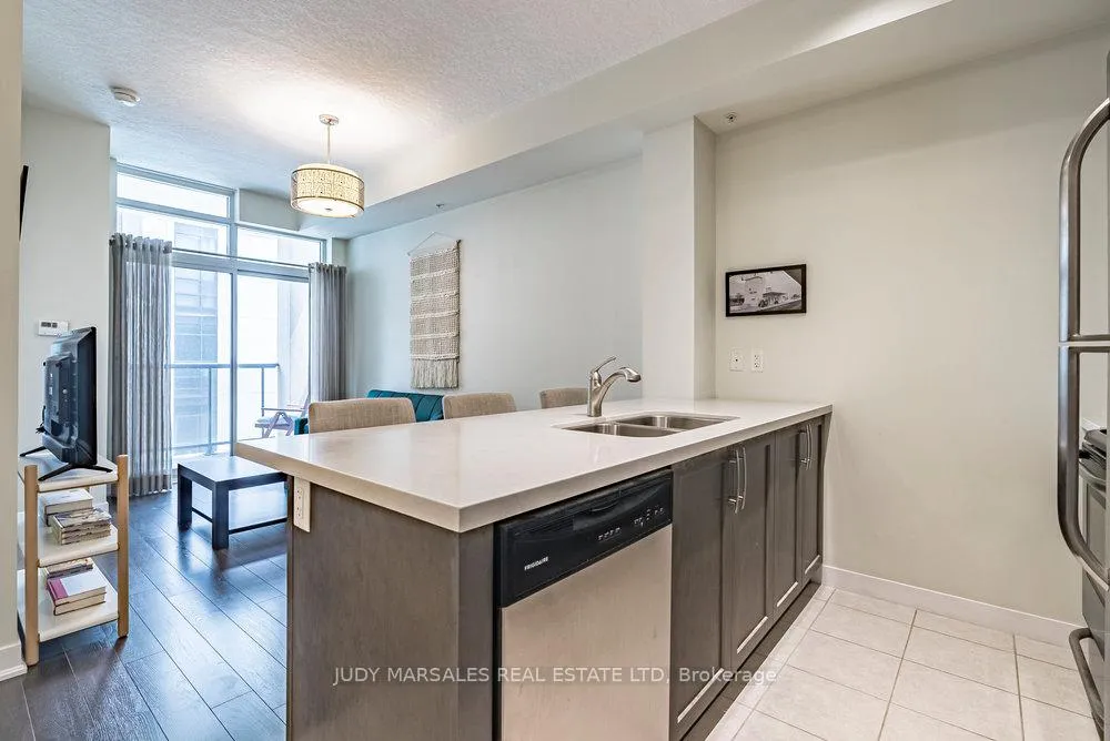 Photo 7 of Unit 908, 85 Robinson Street, Hamilton, Durand — HOMEH