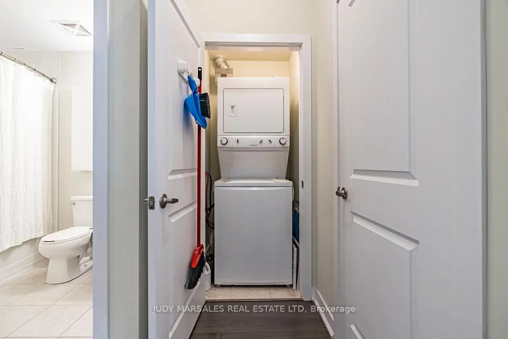 Photo 14 of Unit 908, 85 Robinson Street, Hamilton, Durand — HOMEH