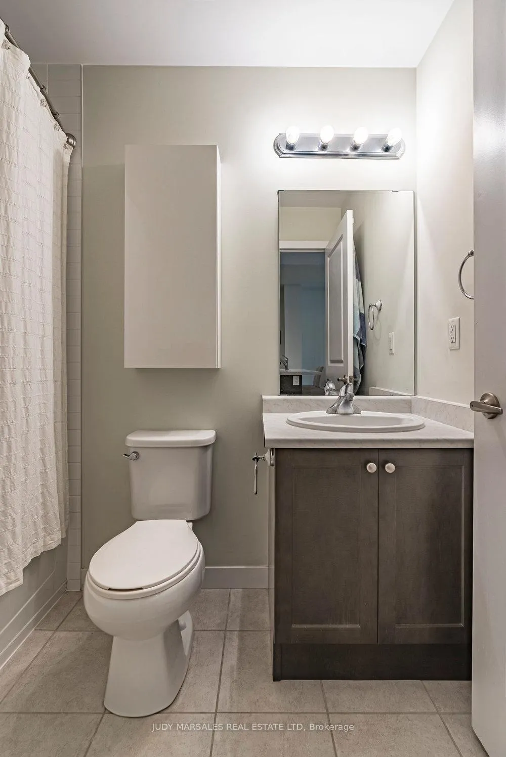 Photo 17 of Unit 908, 85 Robinson Street, Hamilton, Durand — HOMEH