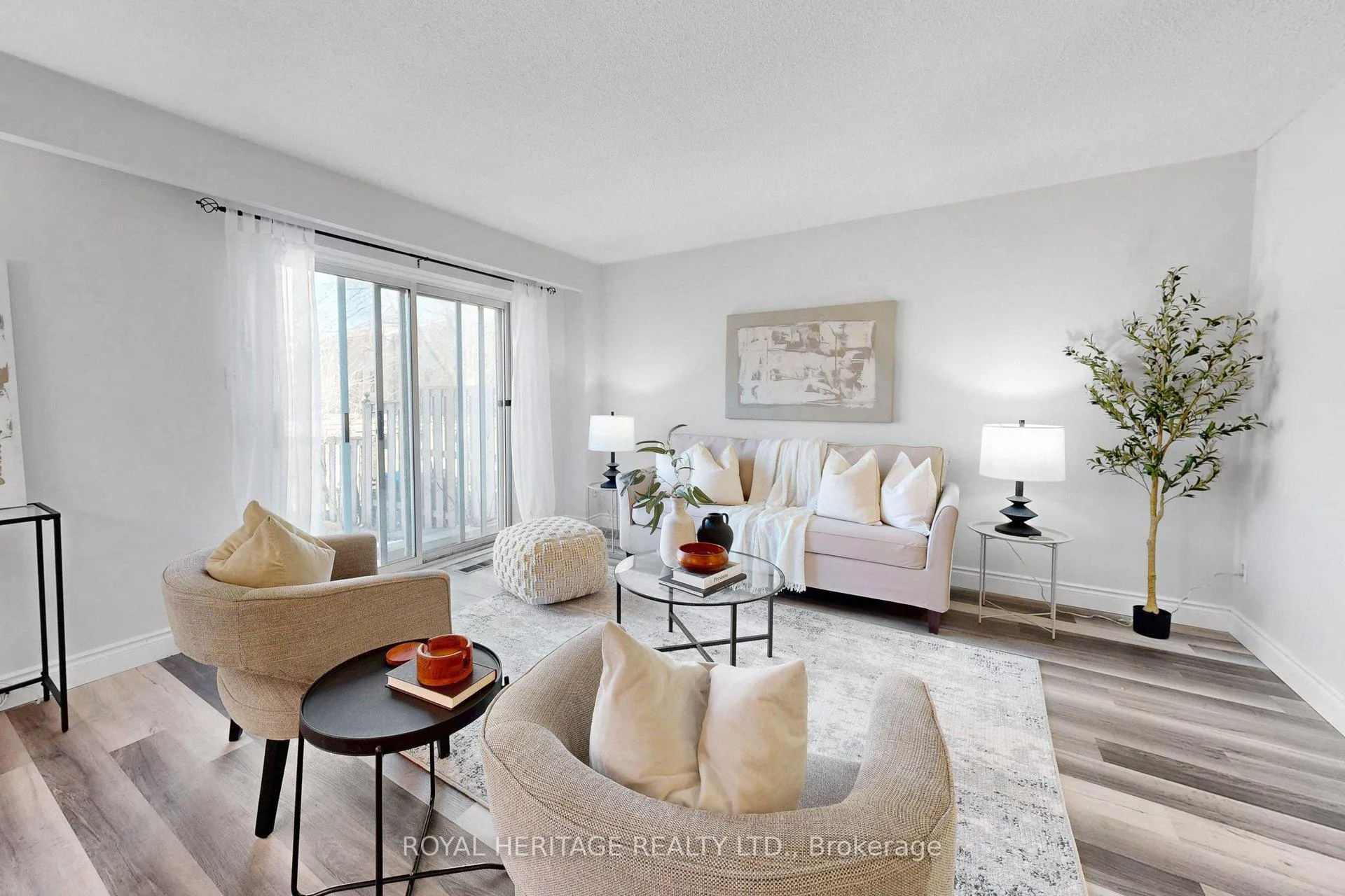 Photo 9 of Unit 31, 155 Glovers Road, Oshawa, Samac — HOMEH