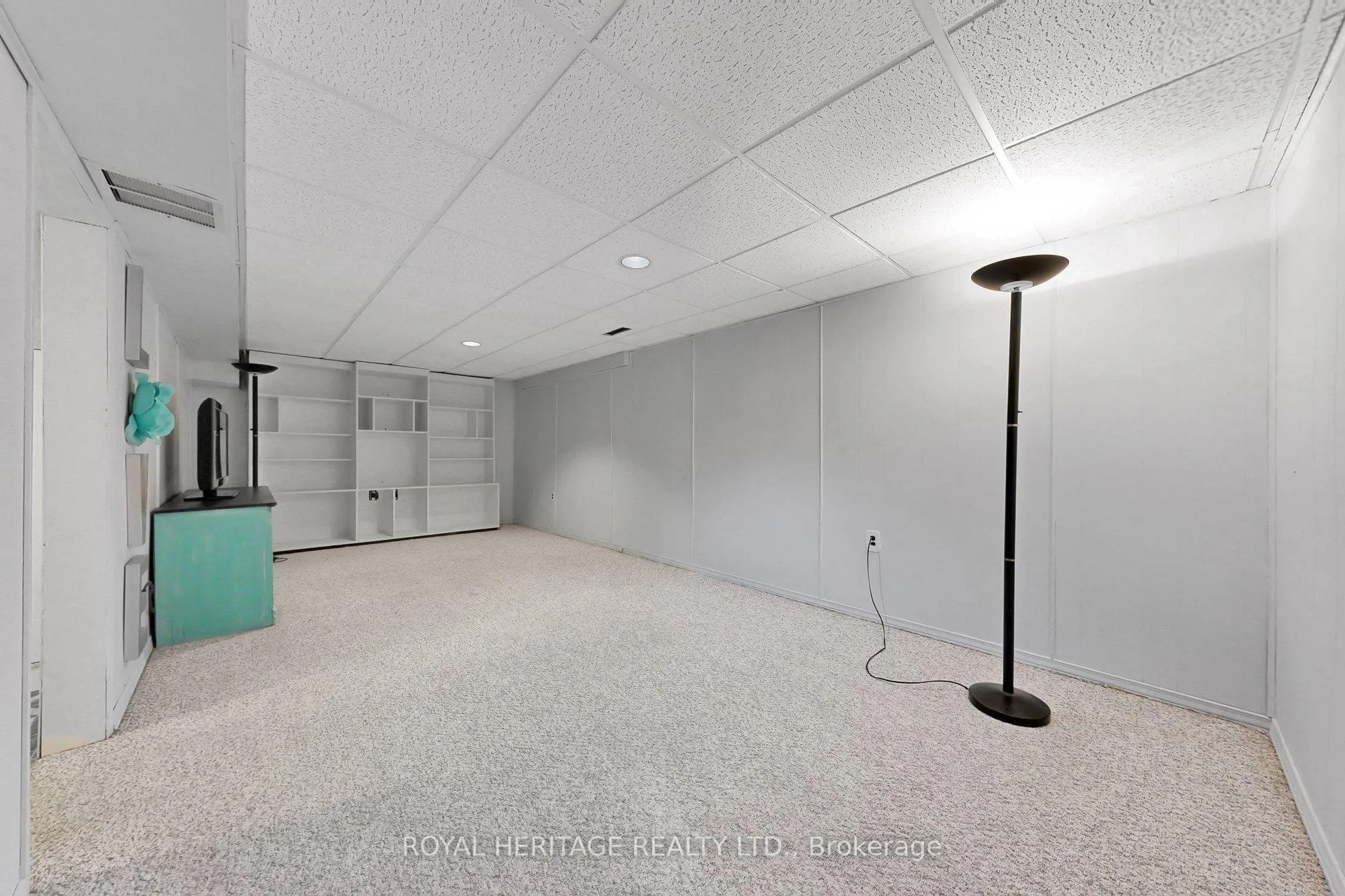 Photo 16 of Unit 31, 155 Glovers Road, Oshawa, Samac — HOMEH