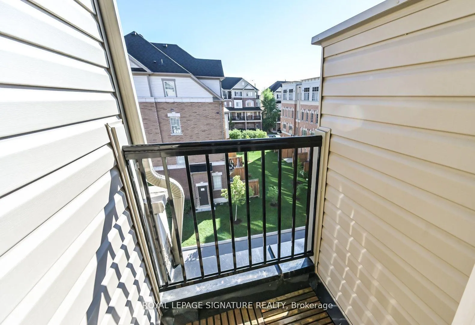 Photo 11 of Unit 223, 2456 Rosedrop Path, Oshawa, Windfields — HOMEH