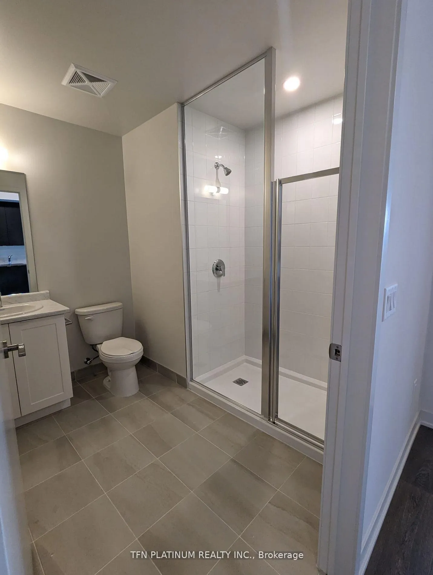 Photo 5 of Unit 317, 58 Sky harbour Drive, Brampton, Bram West — HOMEH