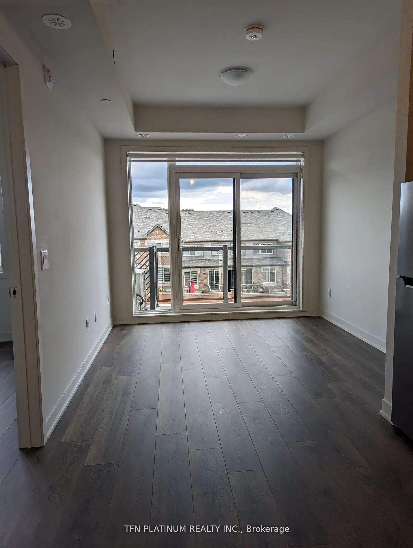 Photo 6 of Unit 317, 58 Sky harbour Drive, Brampton, Bram West — HOMEH