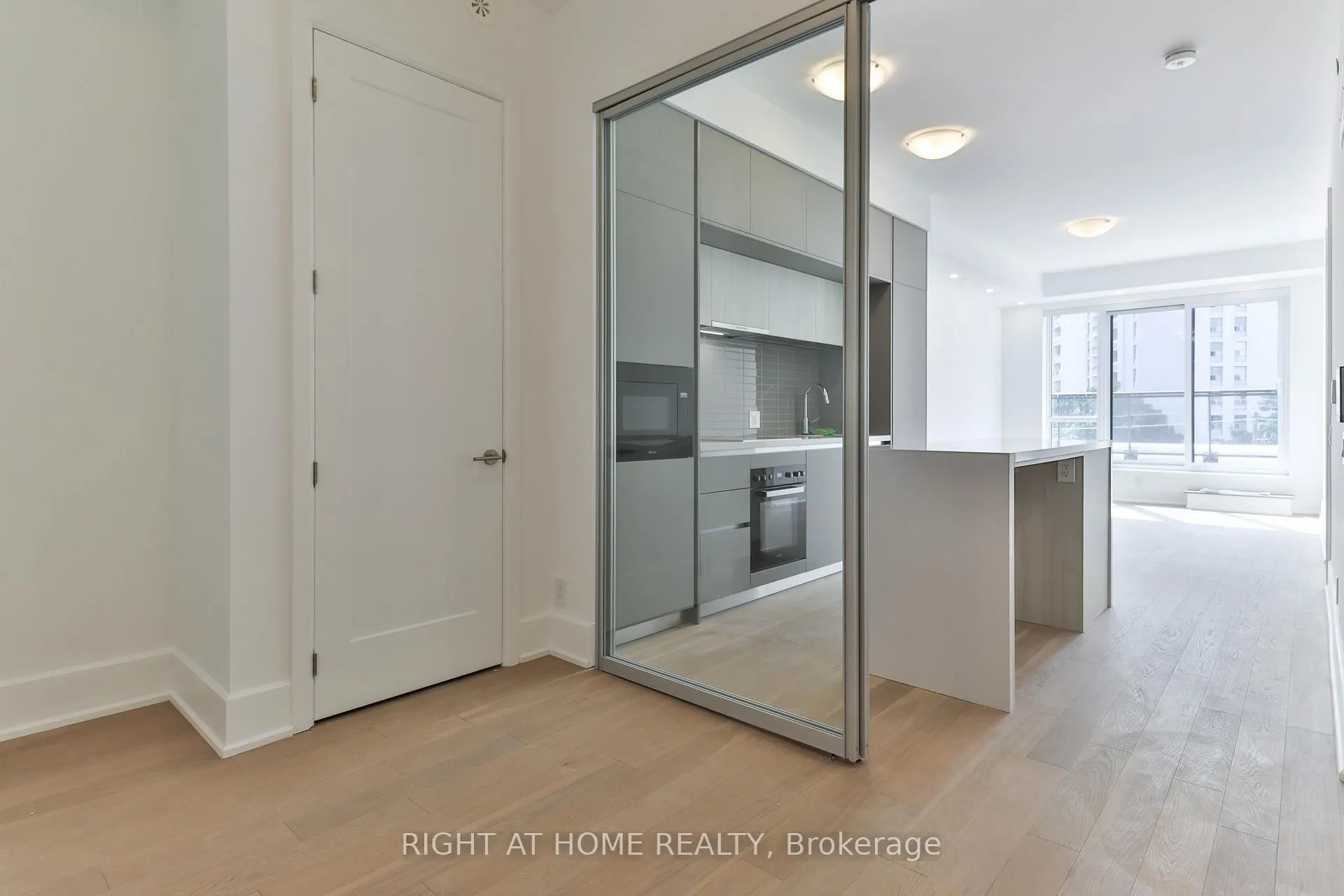 Photo 19 of Unit 406, 800 Broadview Avenue, Toronto, Playter Estates-Danforth — HOMEH